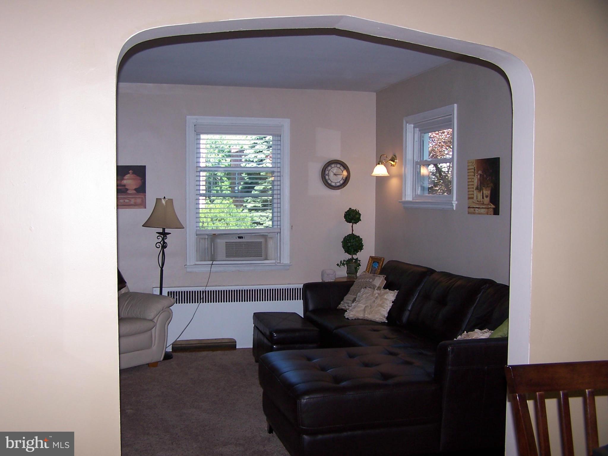 BURKLEIGH SQUARE - Residential