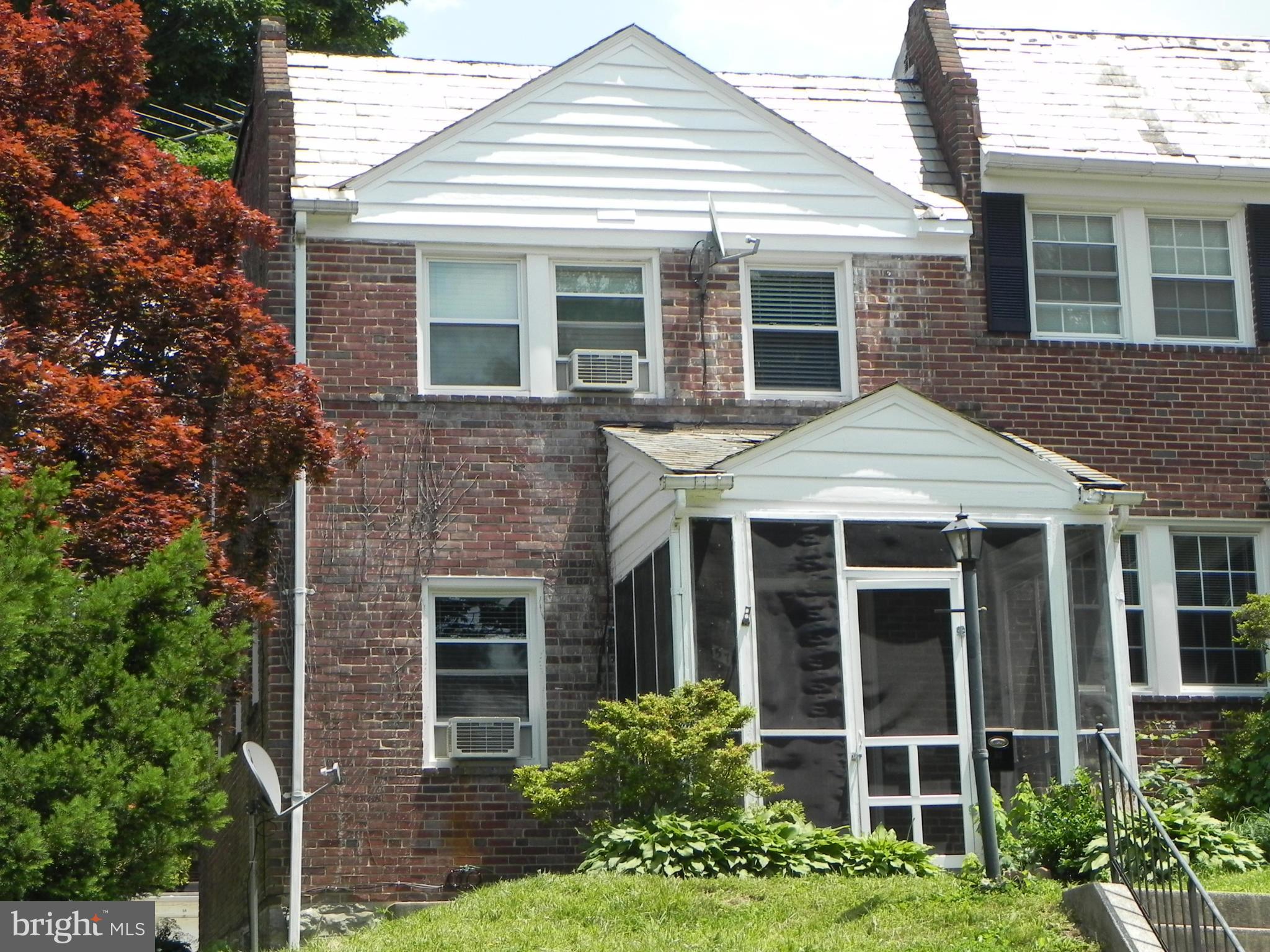 BURKLEIGH SQUARE - Residential
