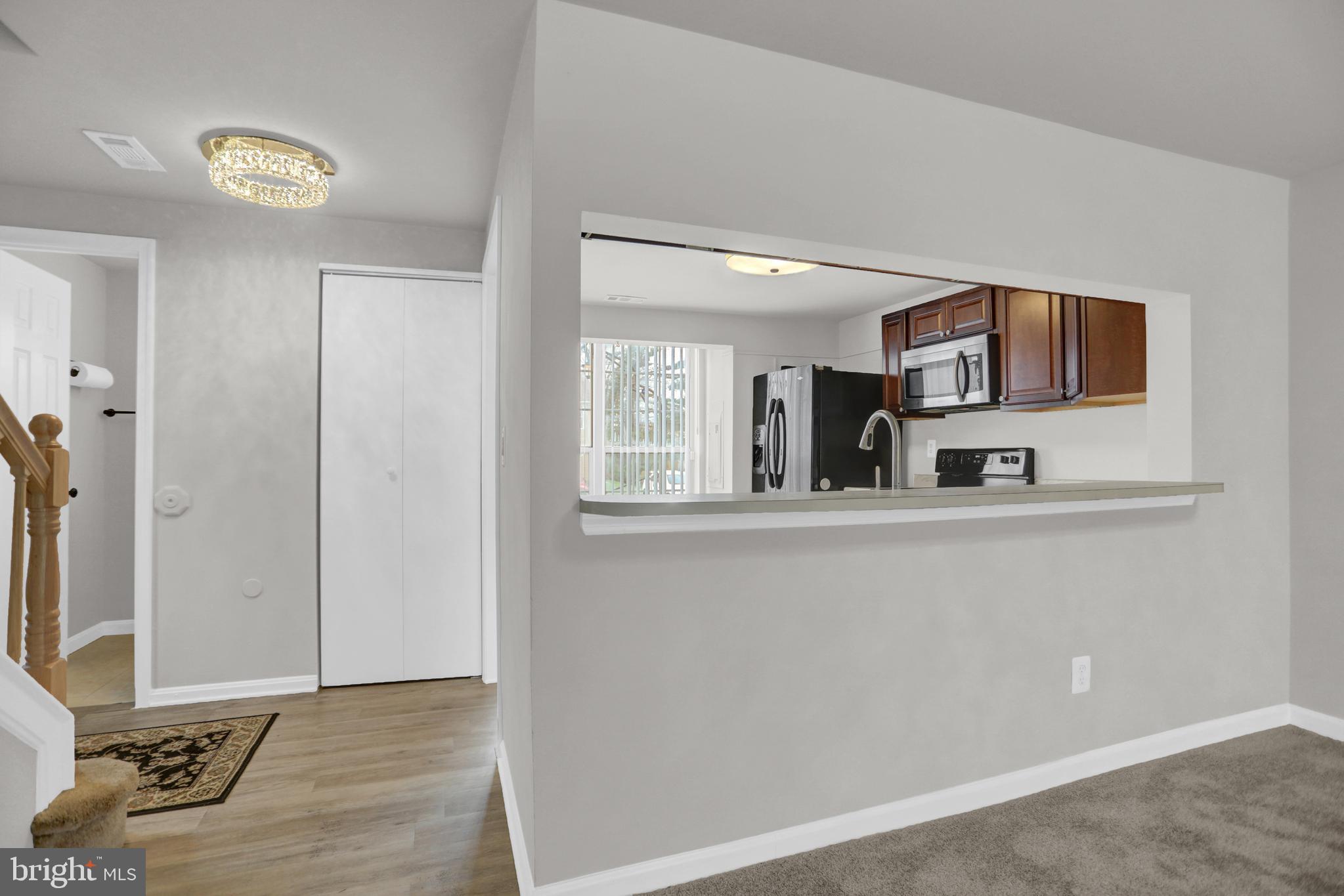 RIVERSIDE - Residential