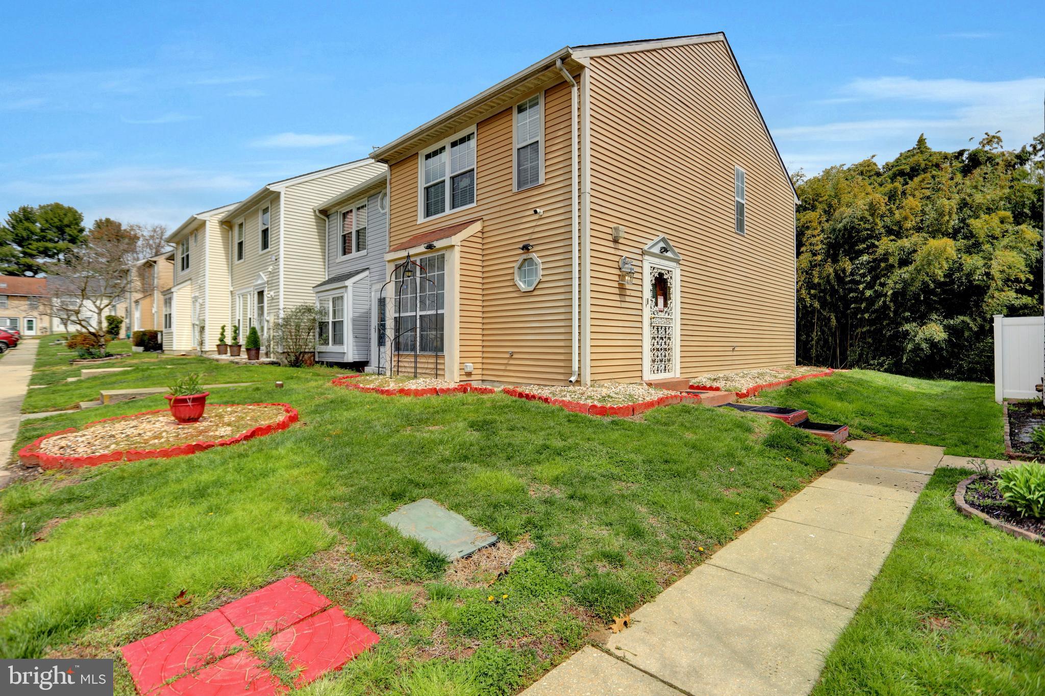 RIVERSIDE - Residential