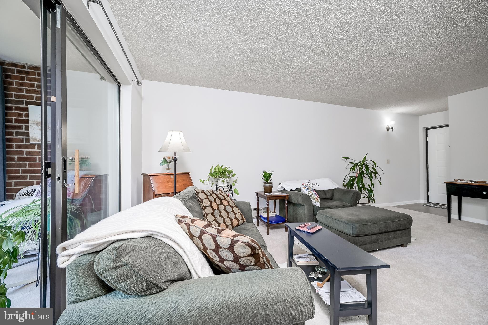 ROSSMOOR MUTUAL #19 - Residential