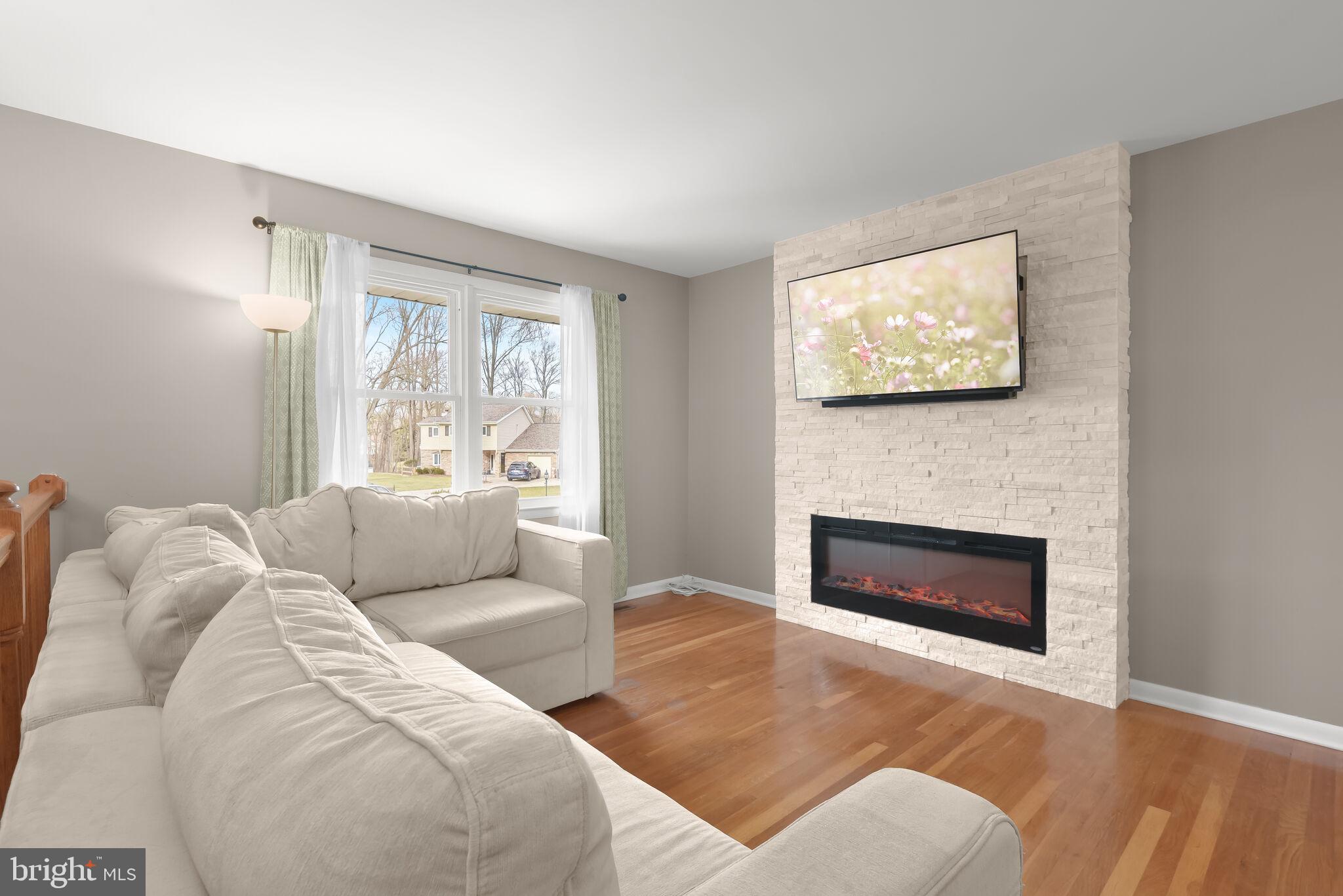 GWYNN ACRES - Residential