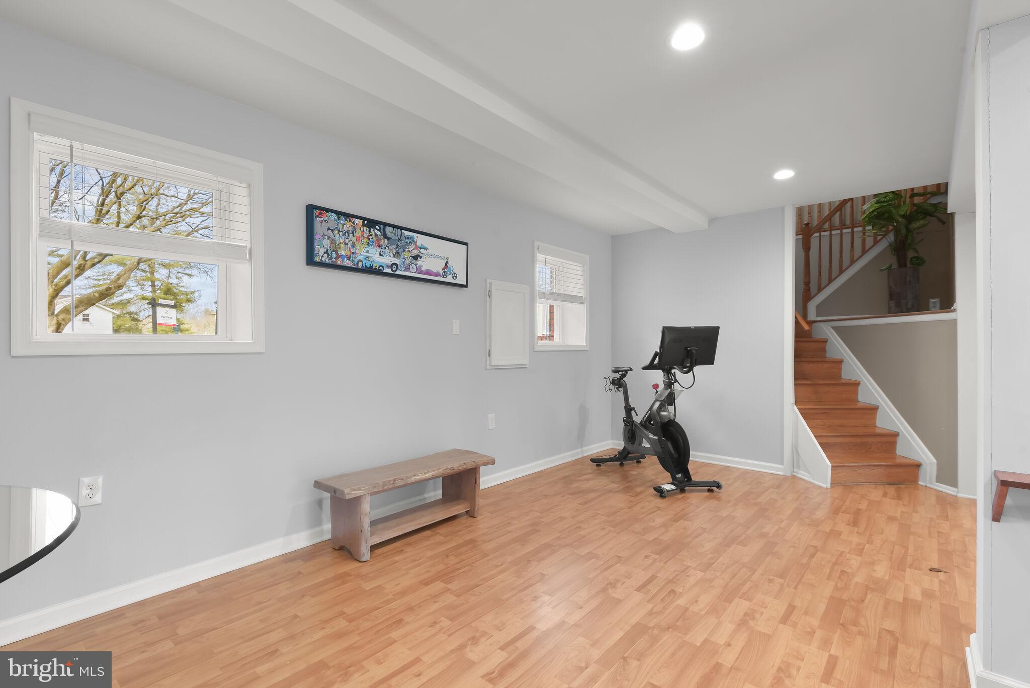 GWYNN ACRES - Residential