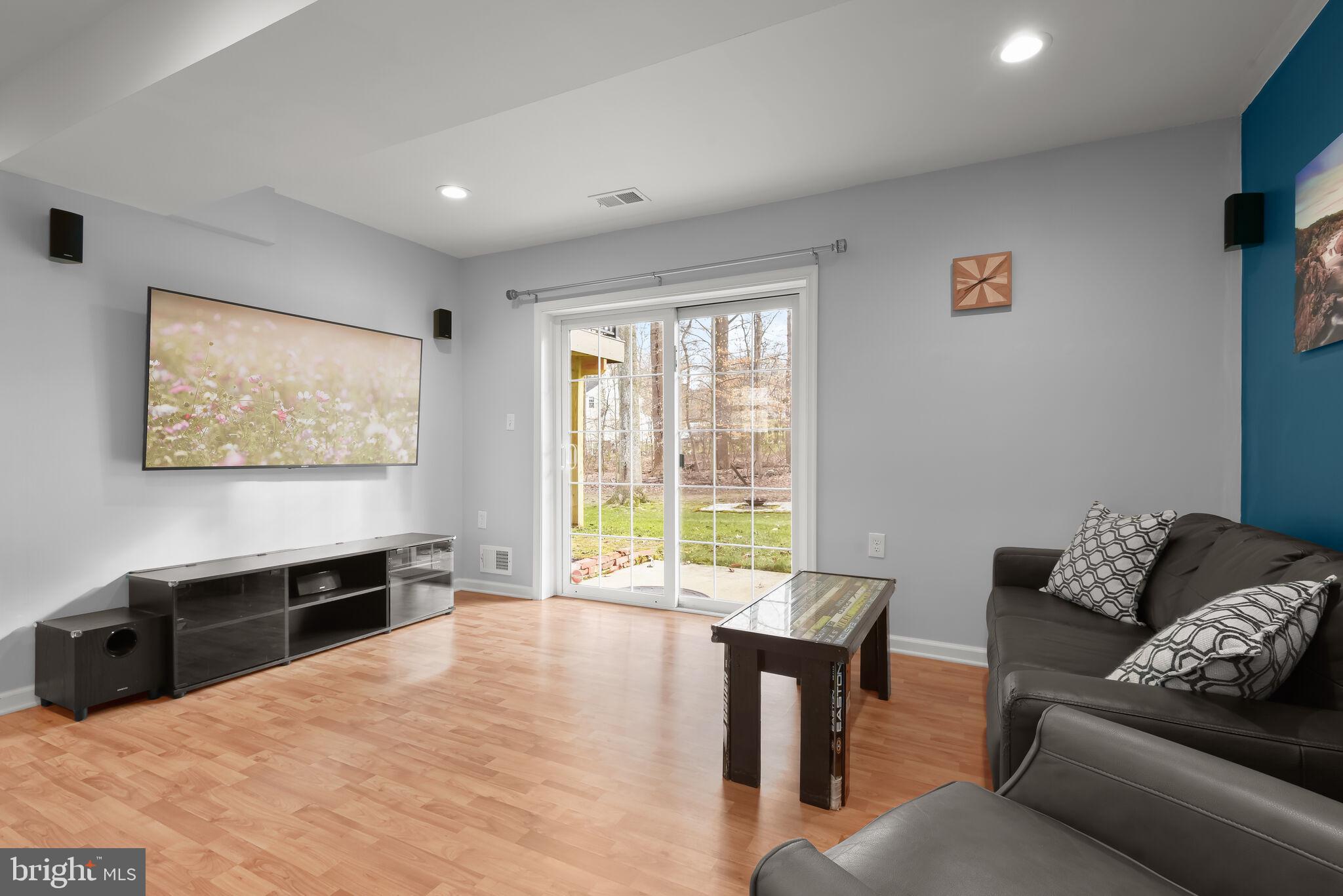 GWYNN ACRES - Residential