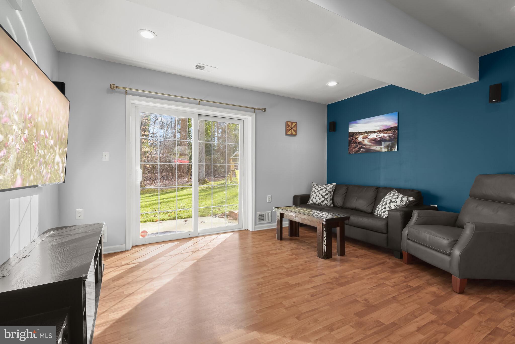 GWYNN ACRES - Residential