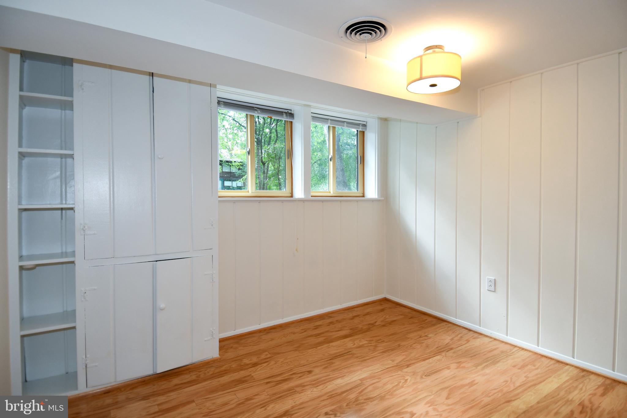 HOLMES RUN ACRES - Residential