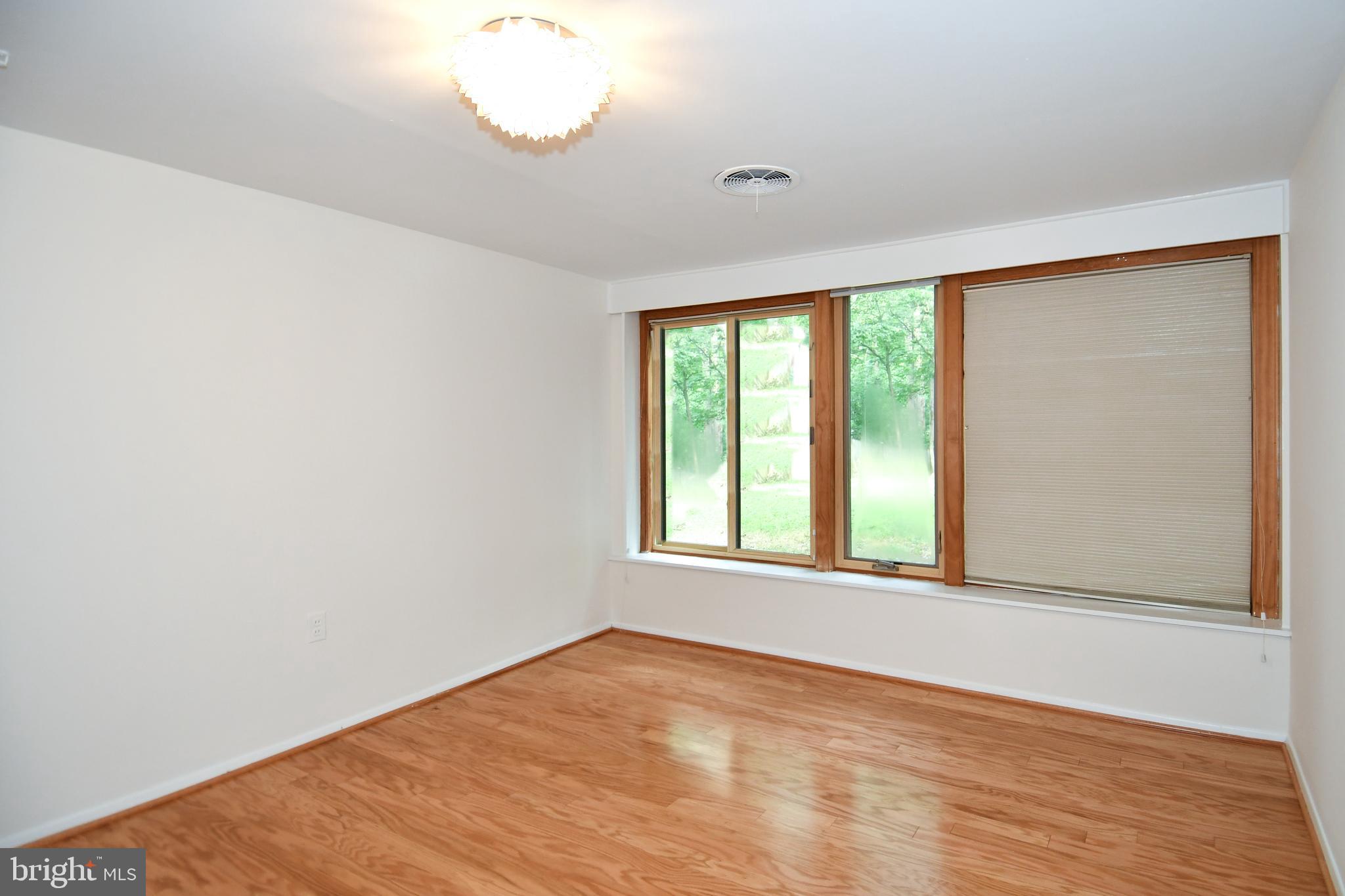 HOLMES RUN ACRES - Residential