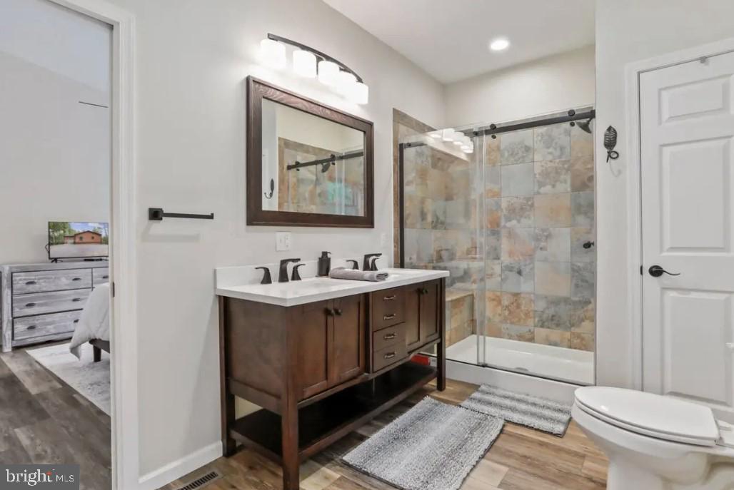 RIVER RIDGE - Residential