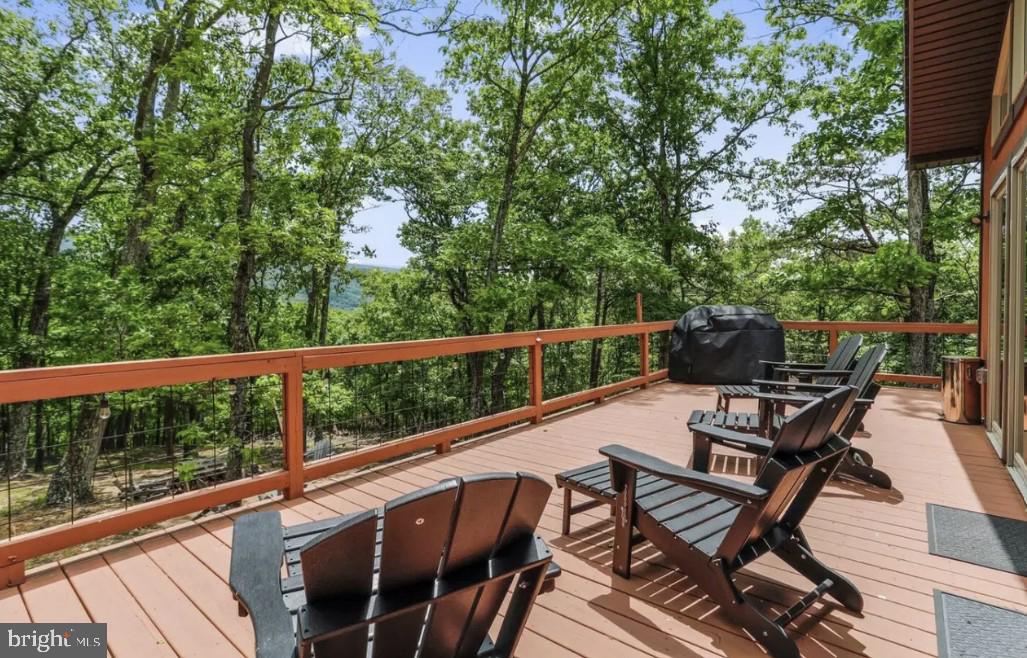 RIVER RIDGE - Residential