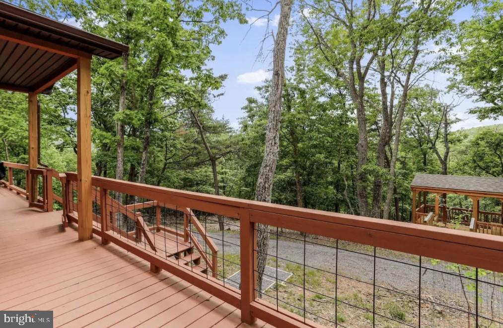 RIVER RIDGE - Residential