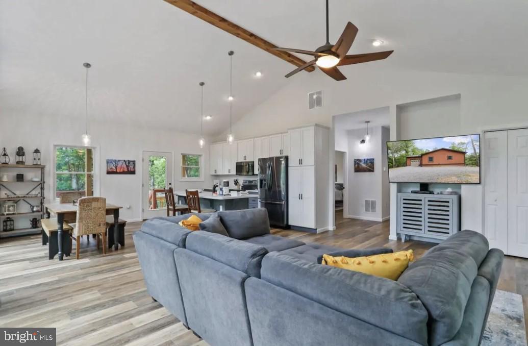 RIVER RIDGE - Residential