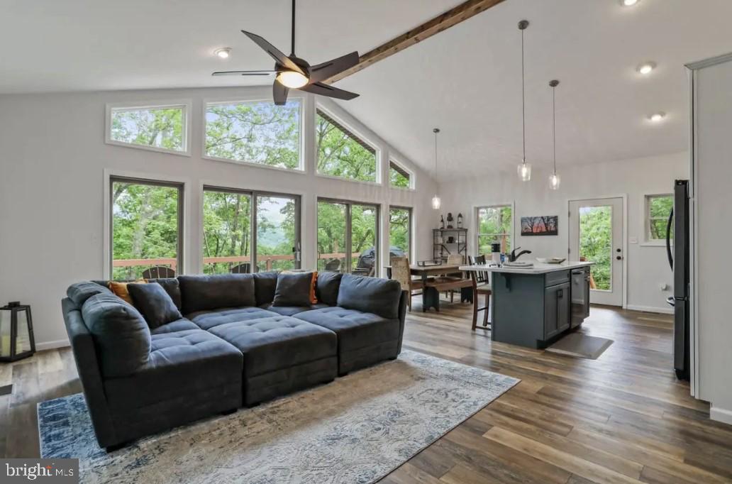 RIVER RIDGE - Residential