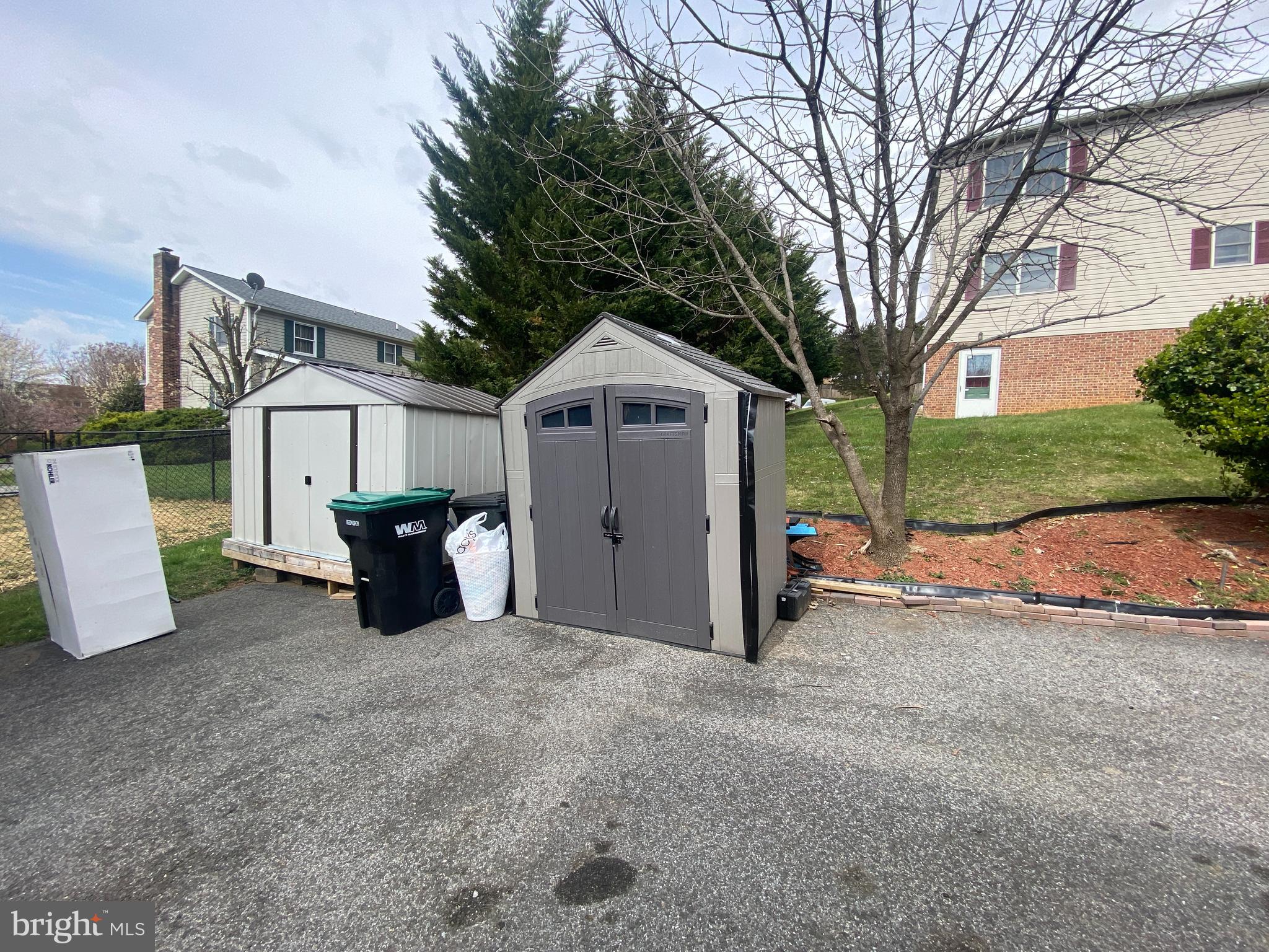 MADISON HEIGHTS - Residential