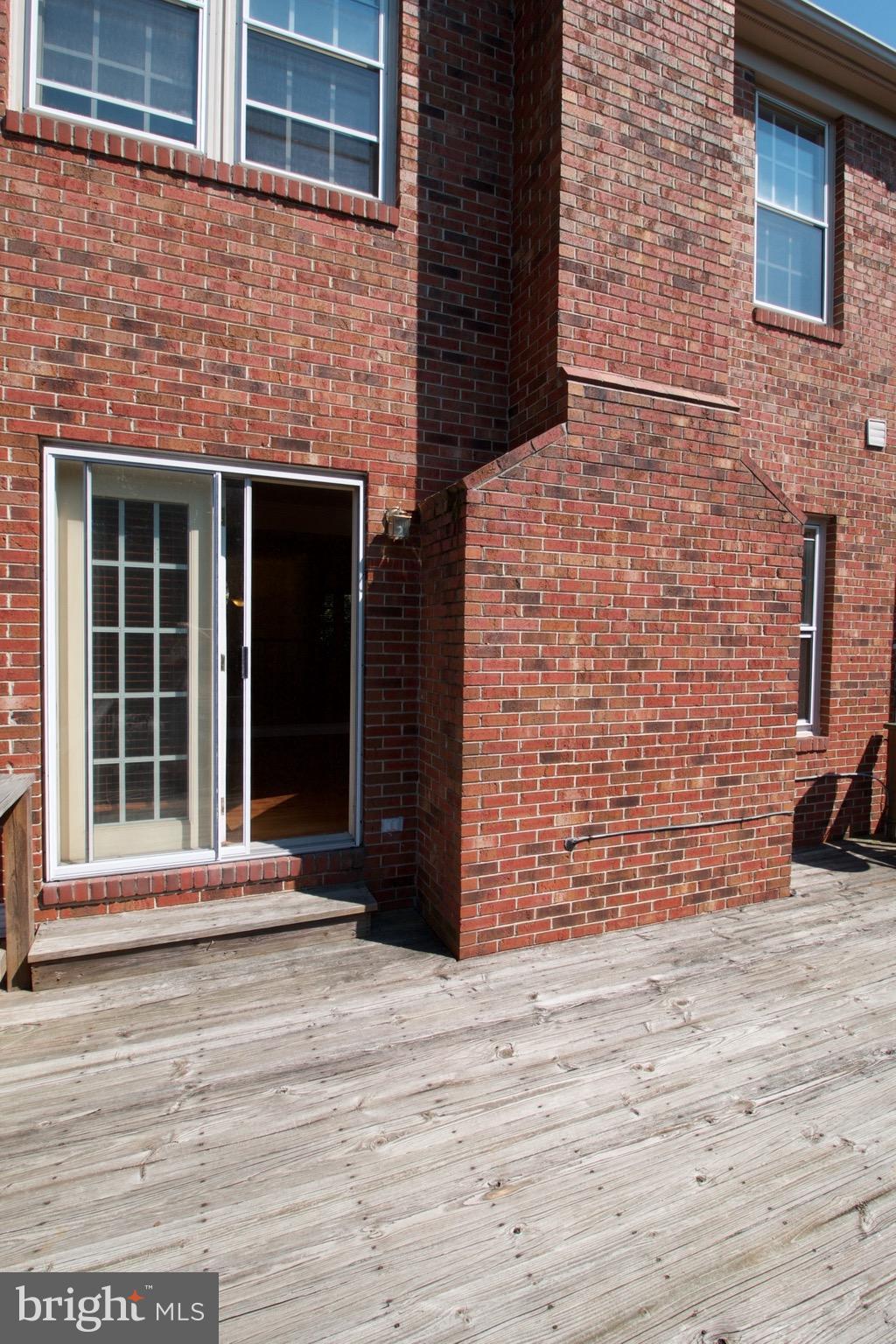 COURTHOUSE STATION - Residential Lease