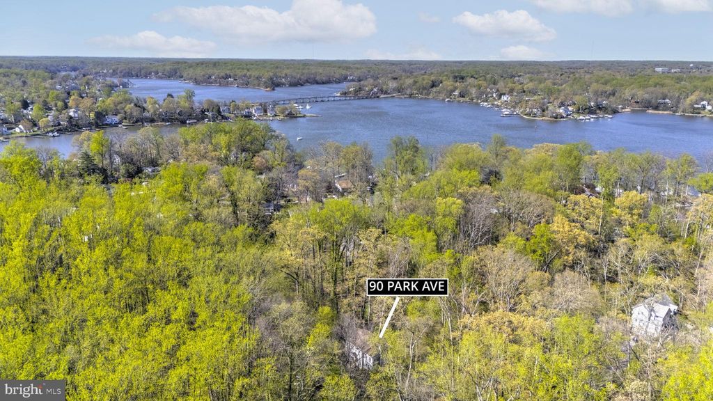 Photo of 90 Park Avenue, EDGEWATER, MD 21037 (MLS # MDAA2146122)