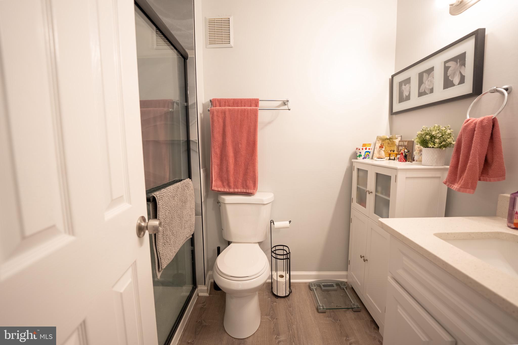 ESPRIT - Residential Lease