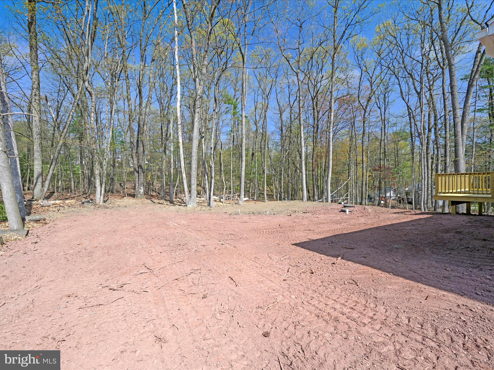 LAKE WYNONAH - Residential