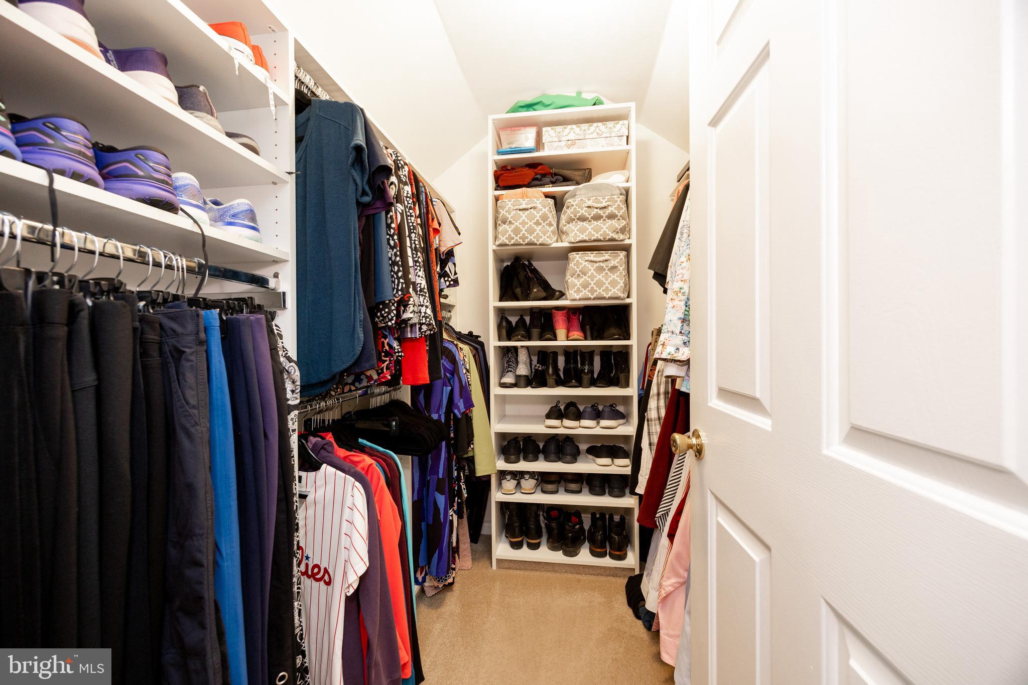 WALNUT GROVE - Residential