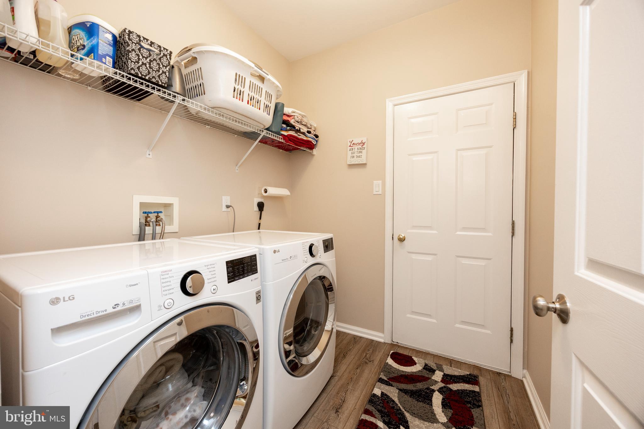 WALNUT GROVE - Residential