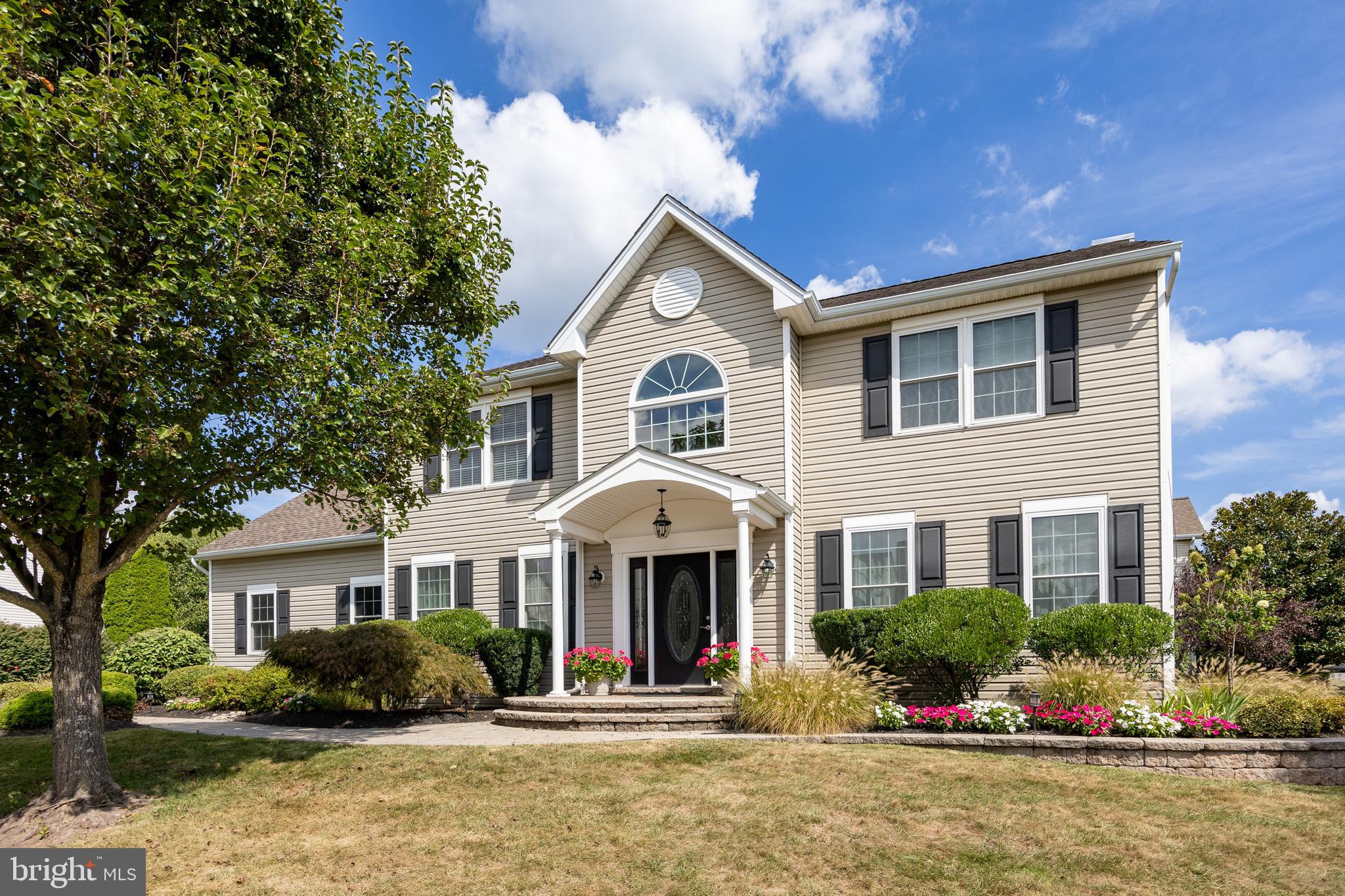 WALNUT GROVE - Residential