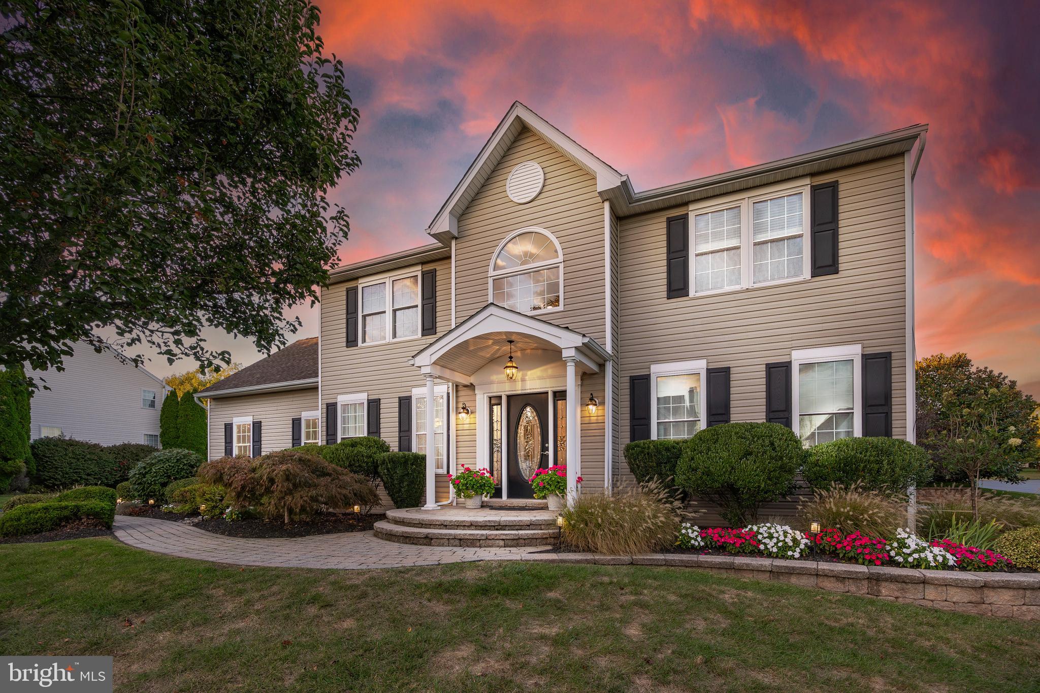 WALNUT GROVE - Residential