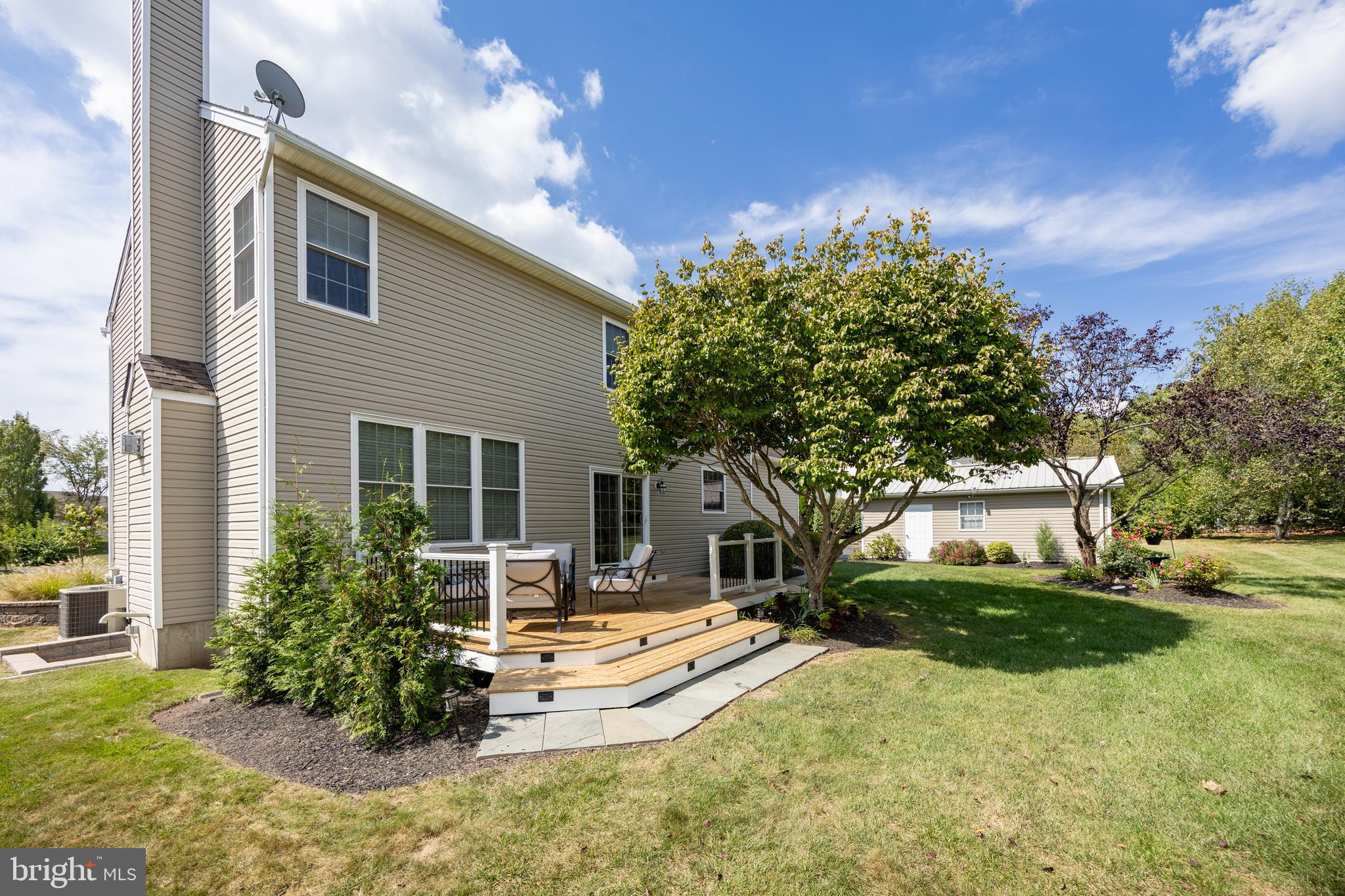 WALNUT GROVE - Residential