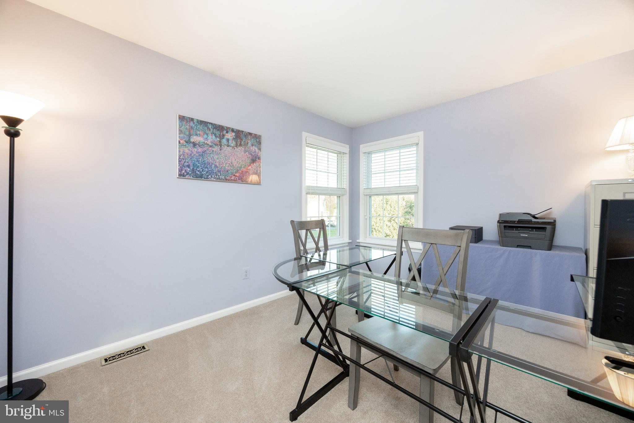 WALNUT GROVE - Residential