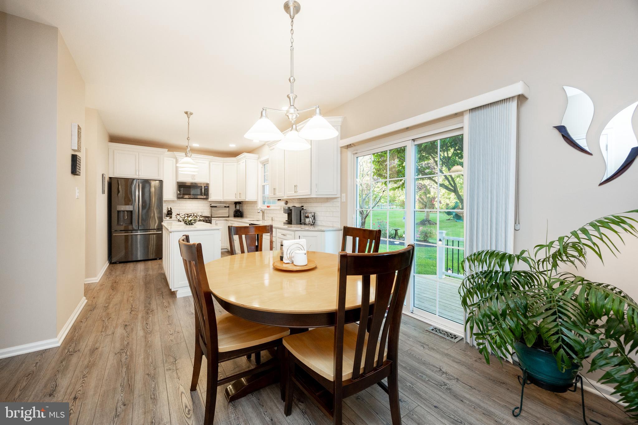 WALNUT GROVE - Residential