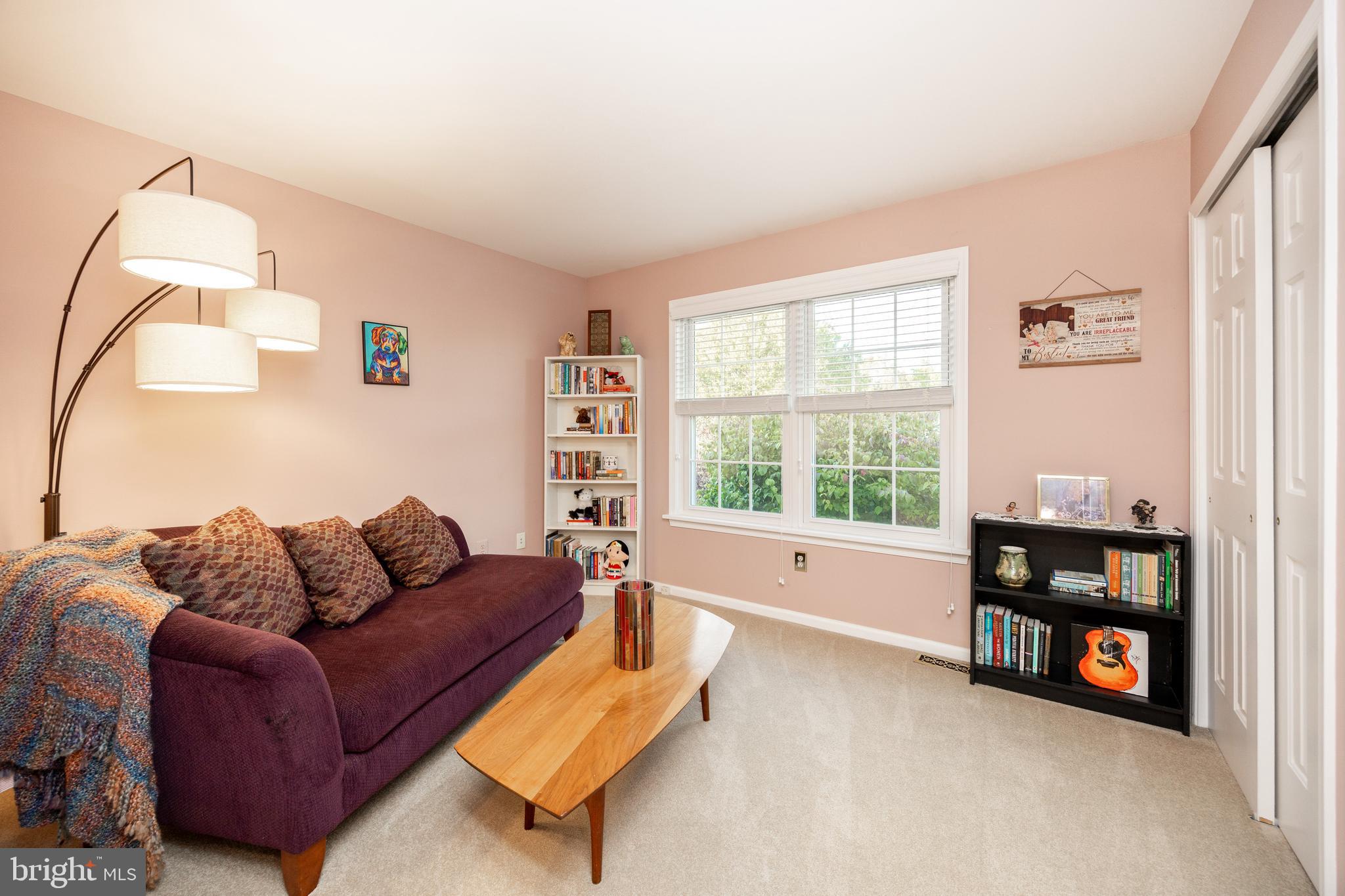 WALNUT GROVE - Residential