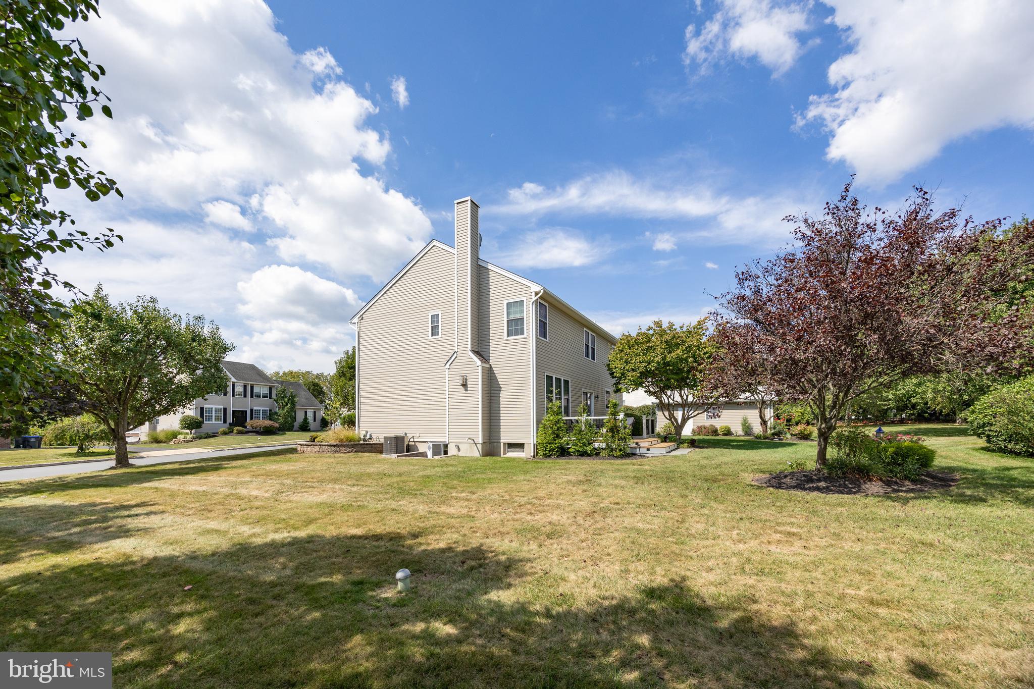 WALNUT GROVE - Residential