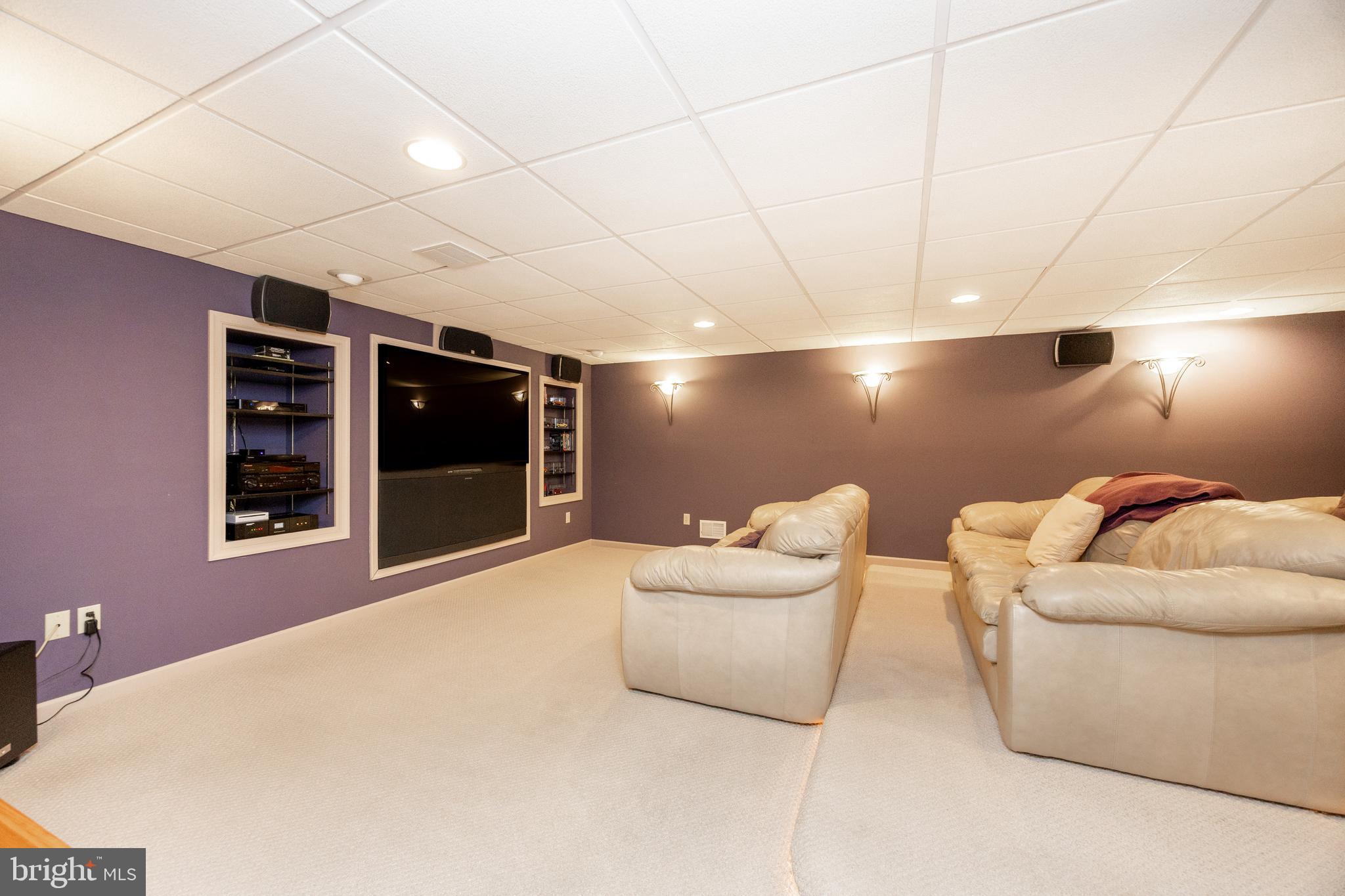 WALNUT GROVE - Residential