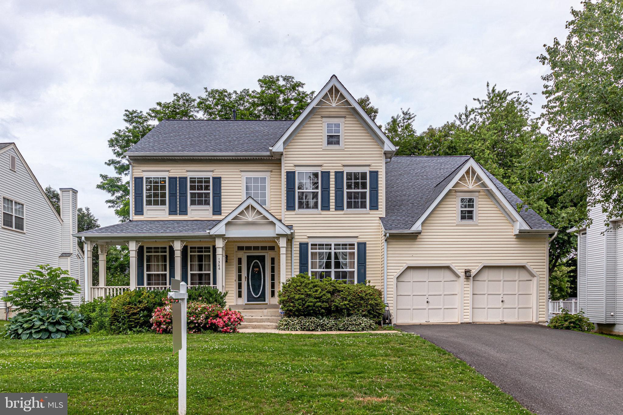 DOMINION RIDGE - Residential