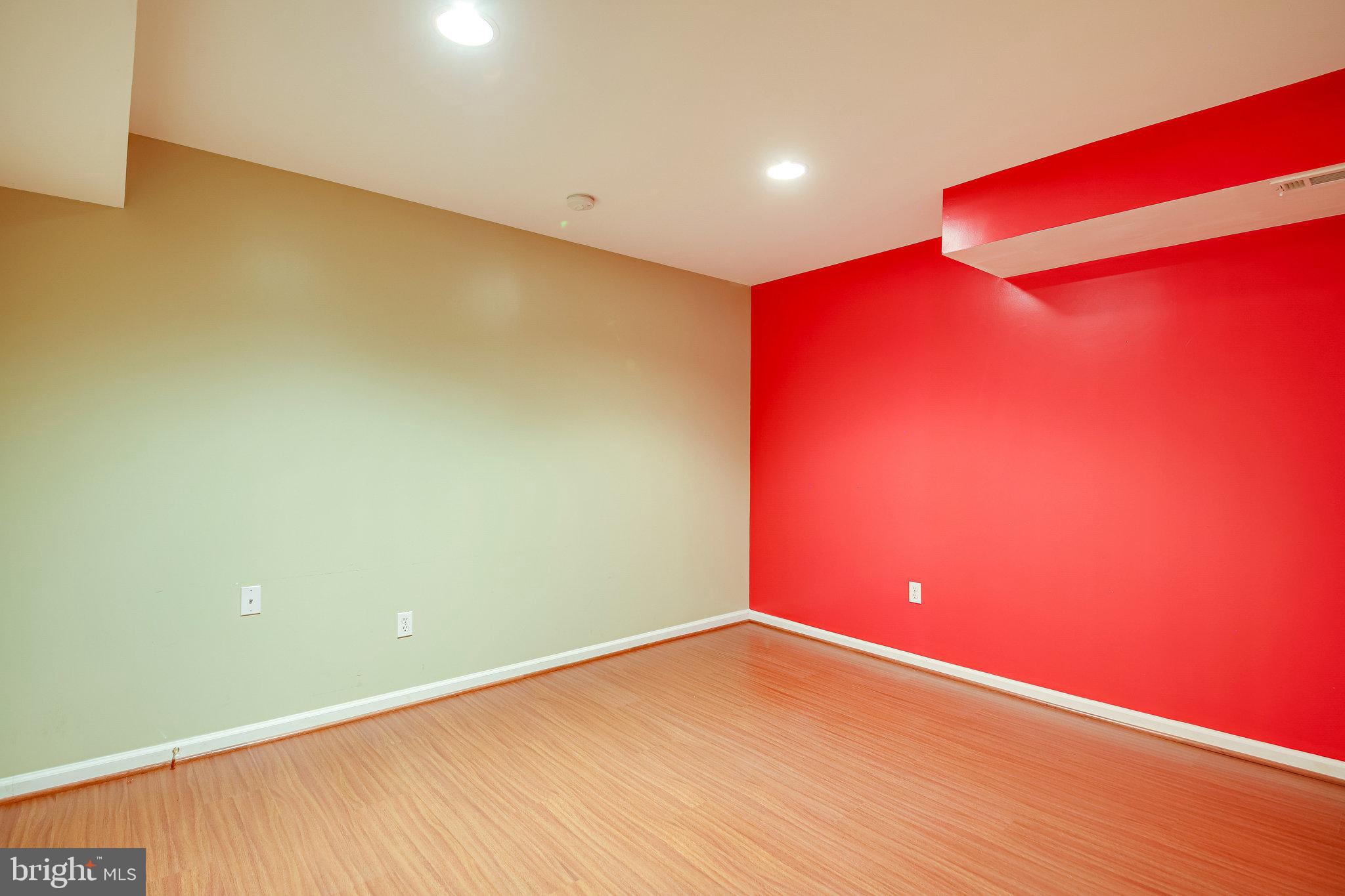 DOMINION RIDGE - Residential