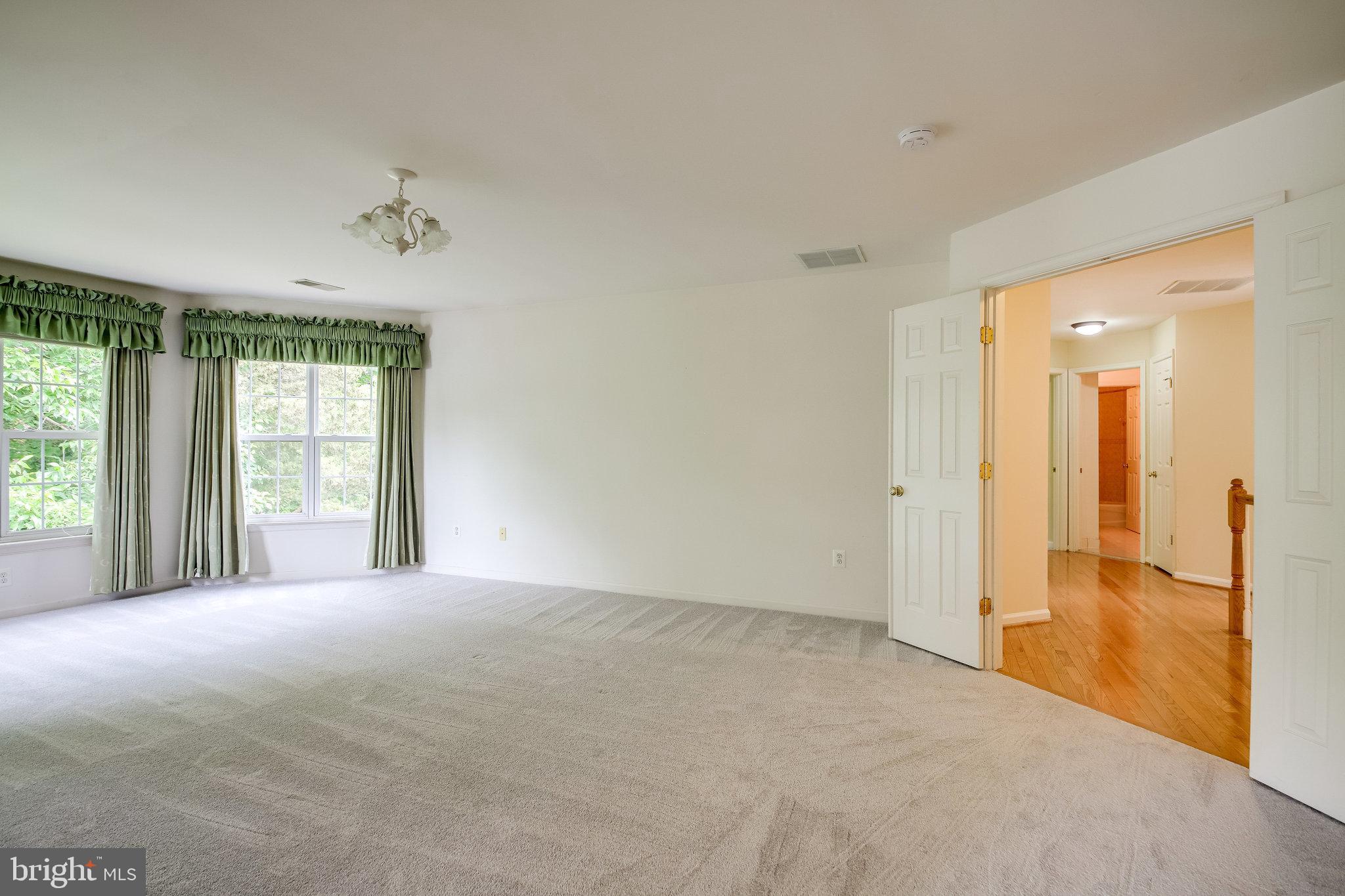 DOMINION RIDGE - Residential