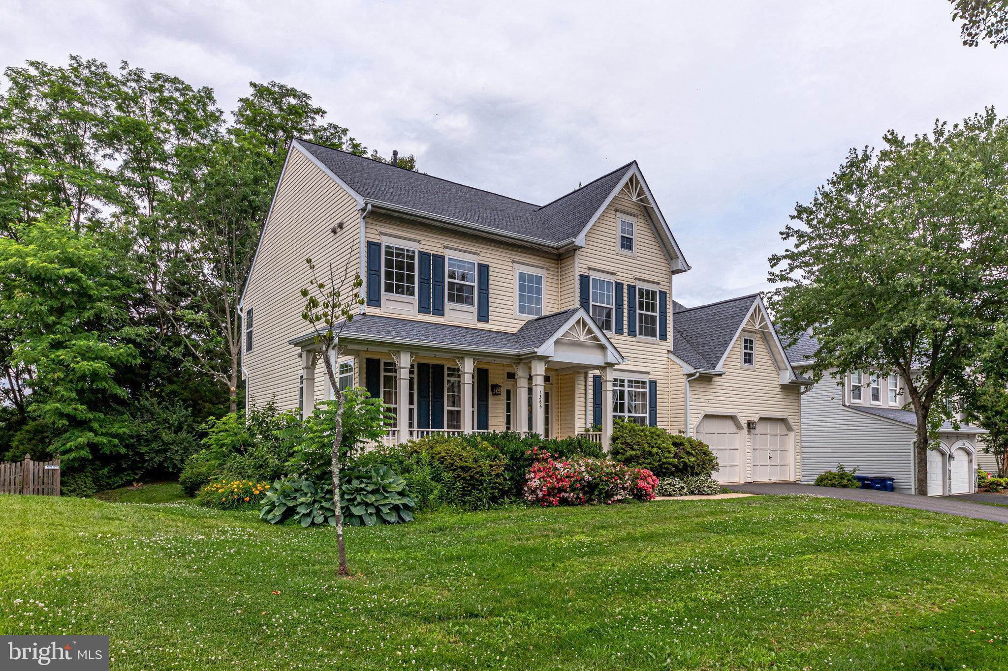 DOMINION RIDGE - Residential