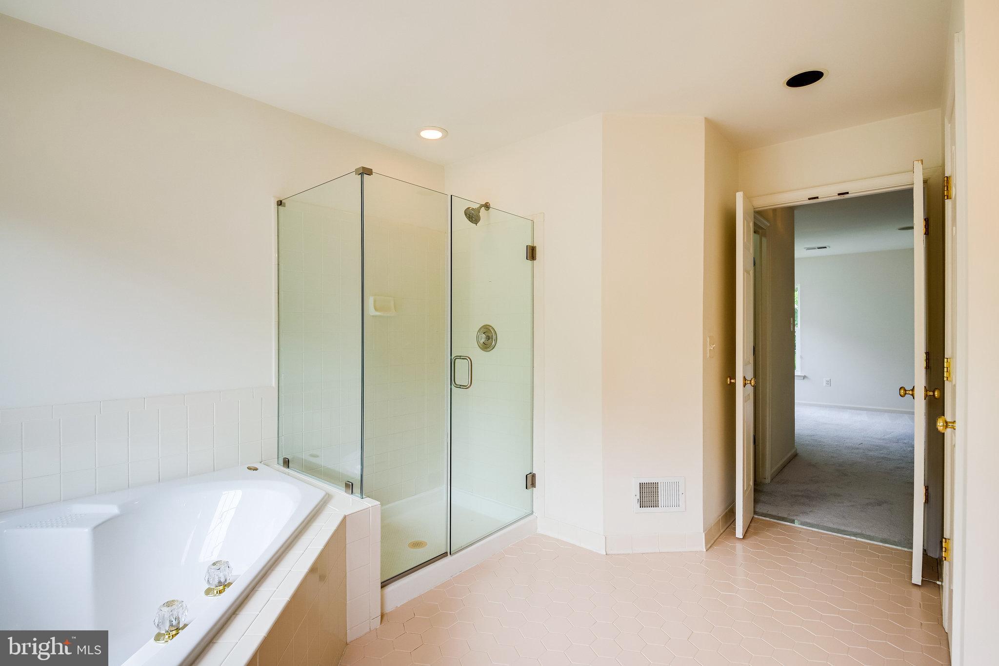 DOMINION RIDGE - Residential