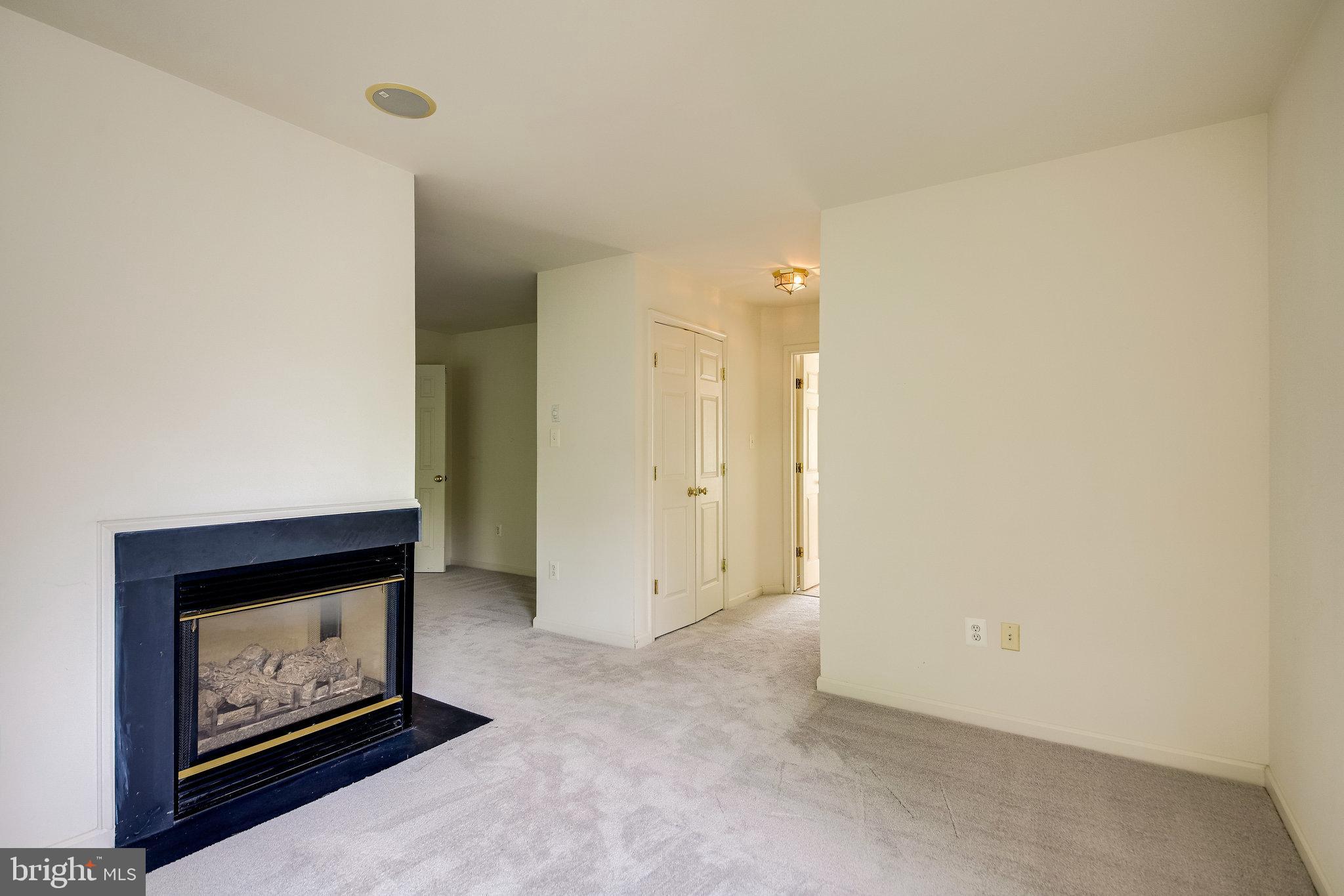 DOMINION RIDGE - Residential