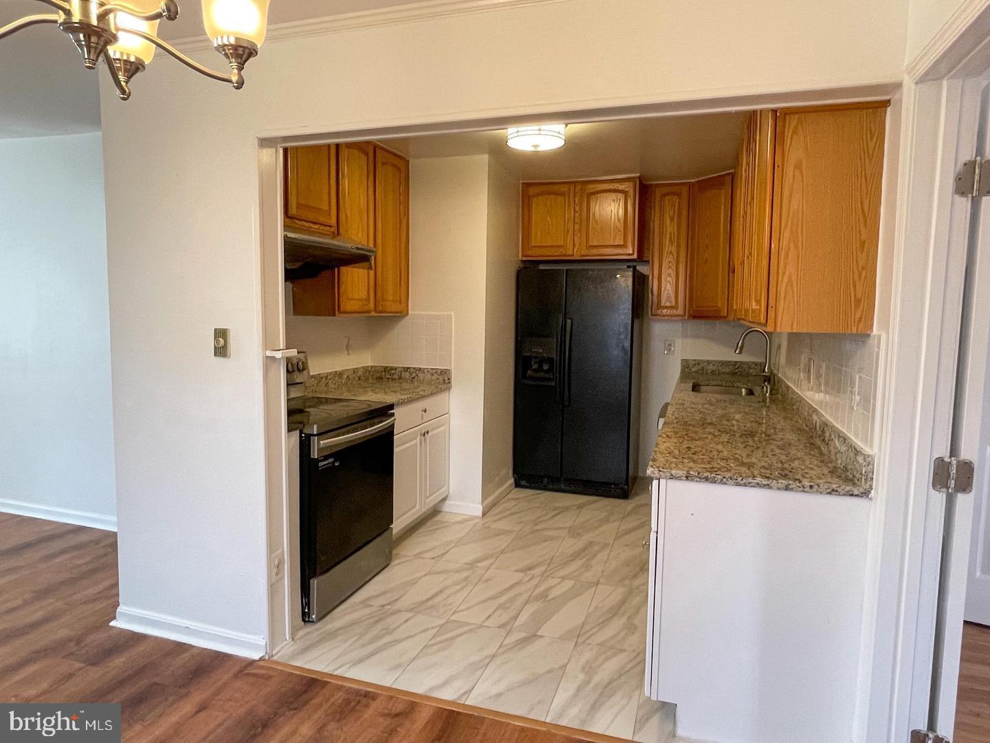 FAIRCHESTER - Residential Lease