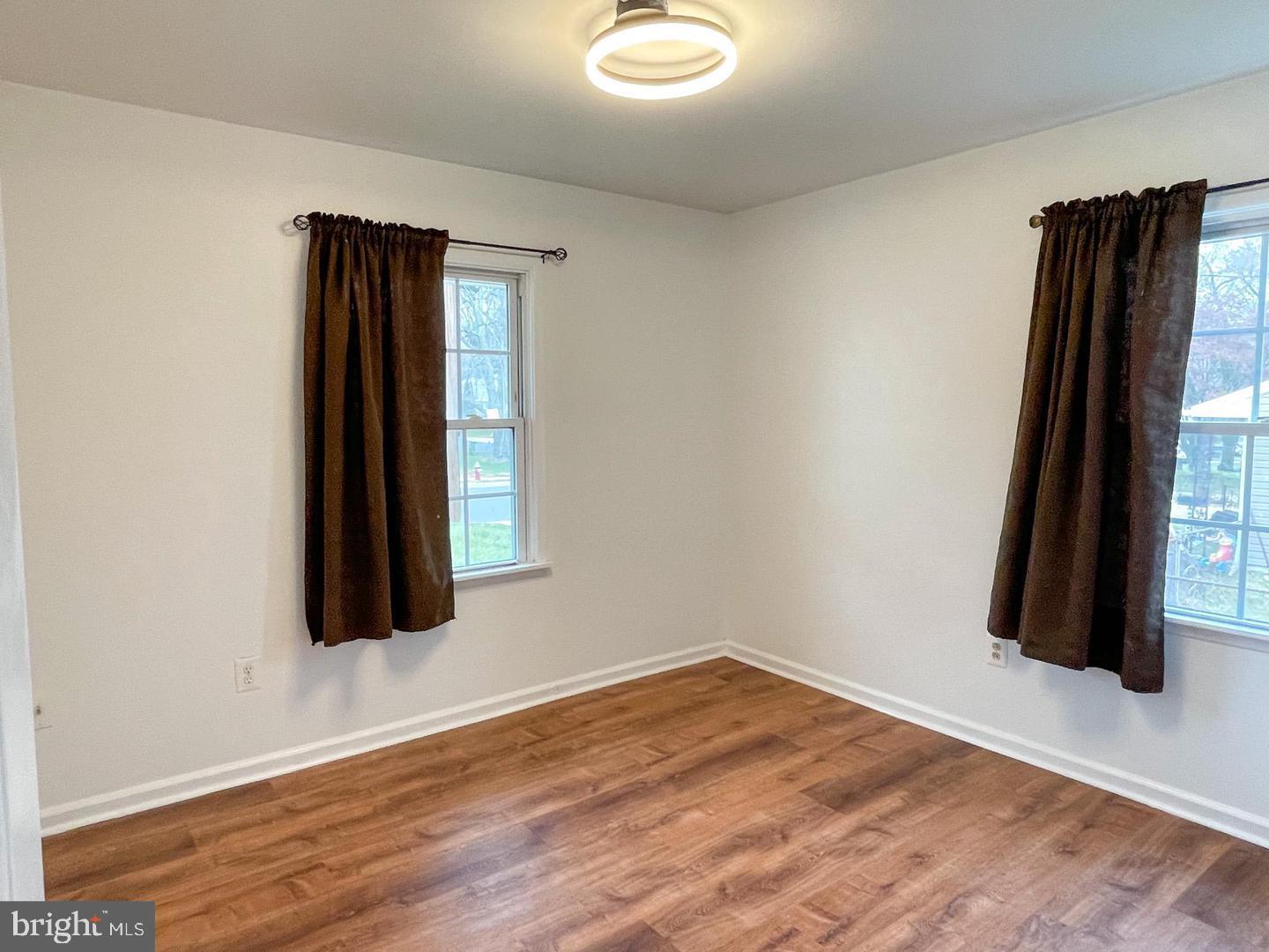 FAIRCHESTER - Residential Lease