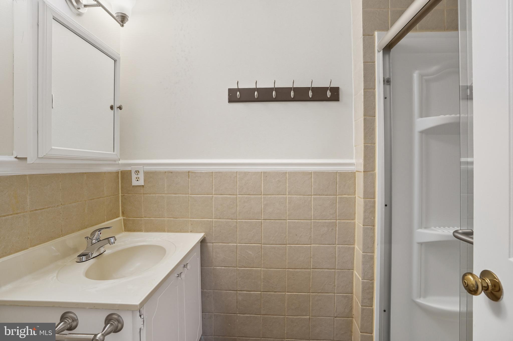 HUNTERS GLEN - Residential Lease