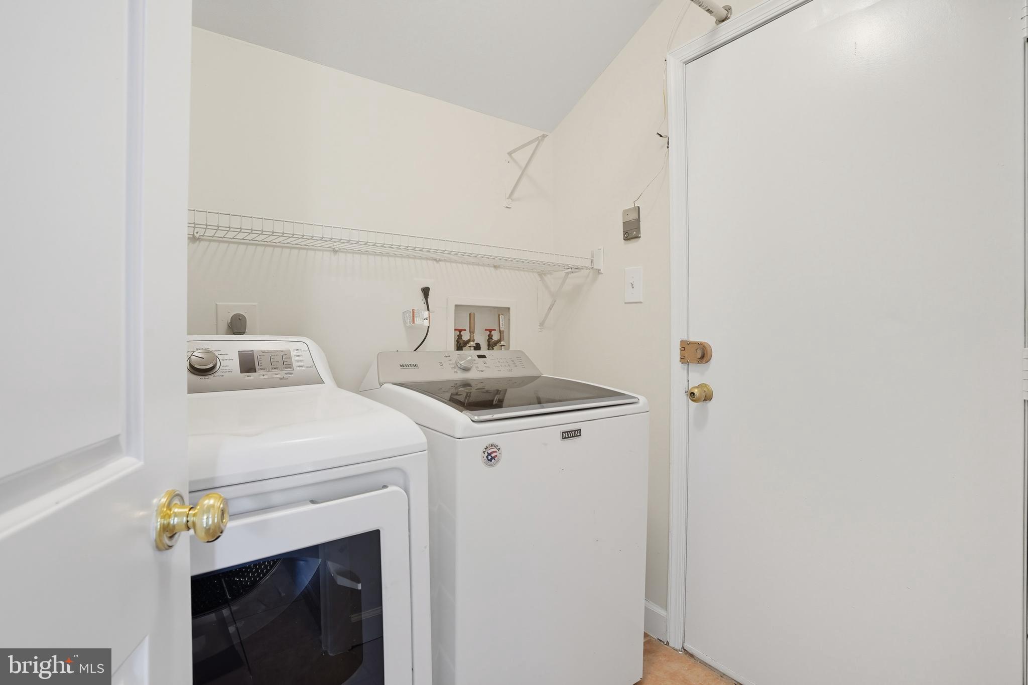 HUNTERS GLEN - Residential Lease