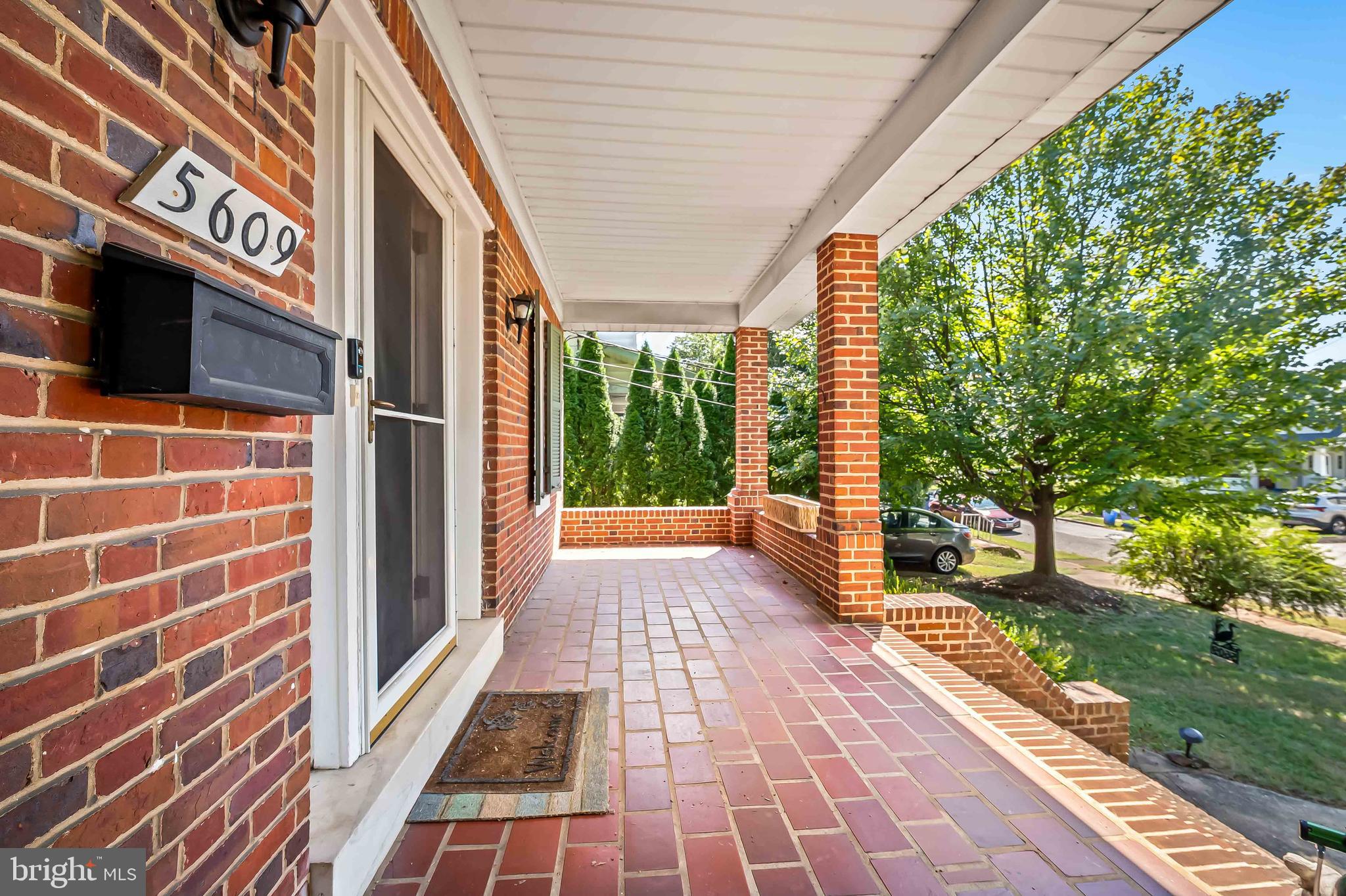 MOUNT WASHINGTON - Residential
