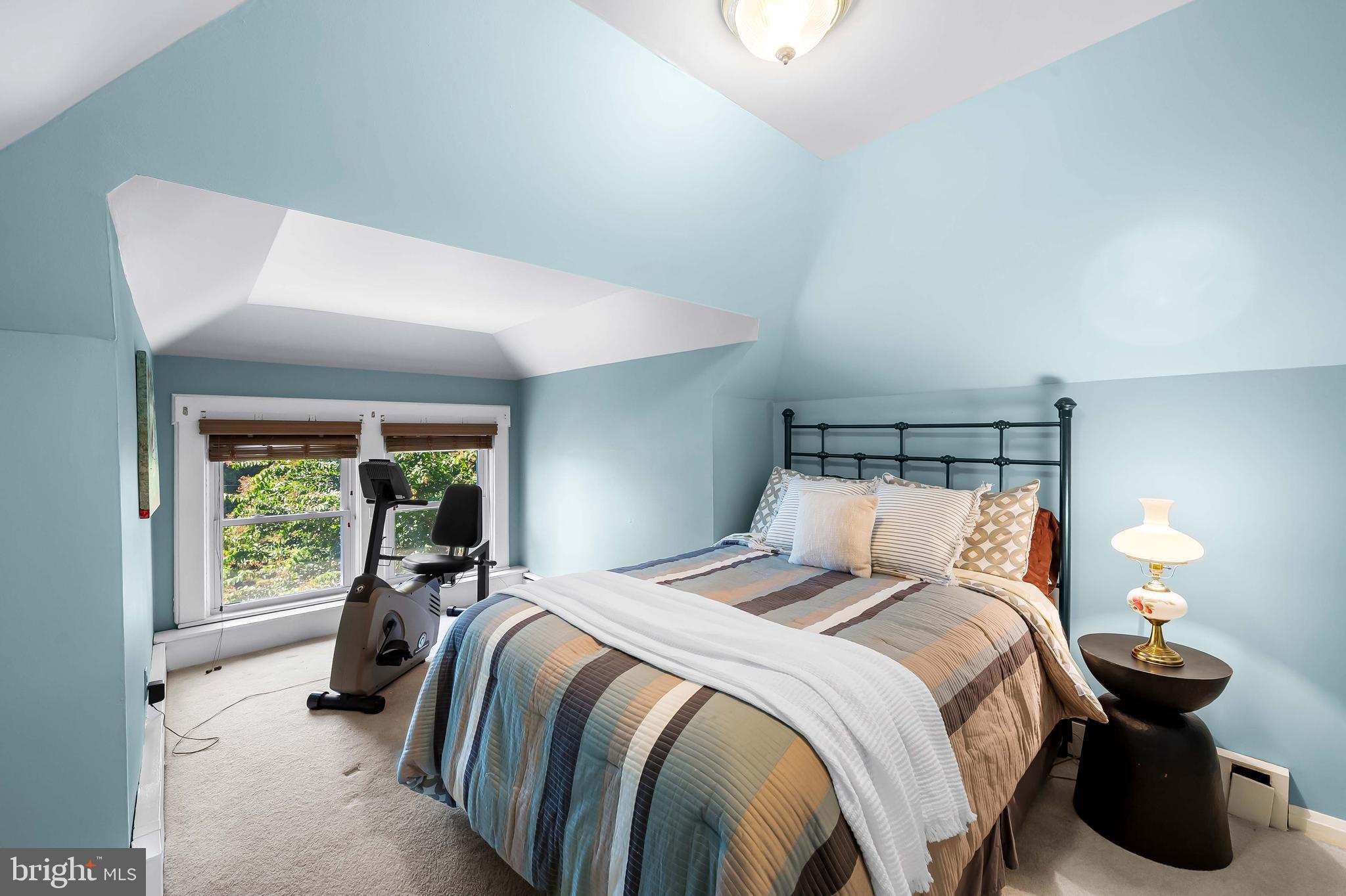 MOUNT WASHINGTON - Residential
