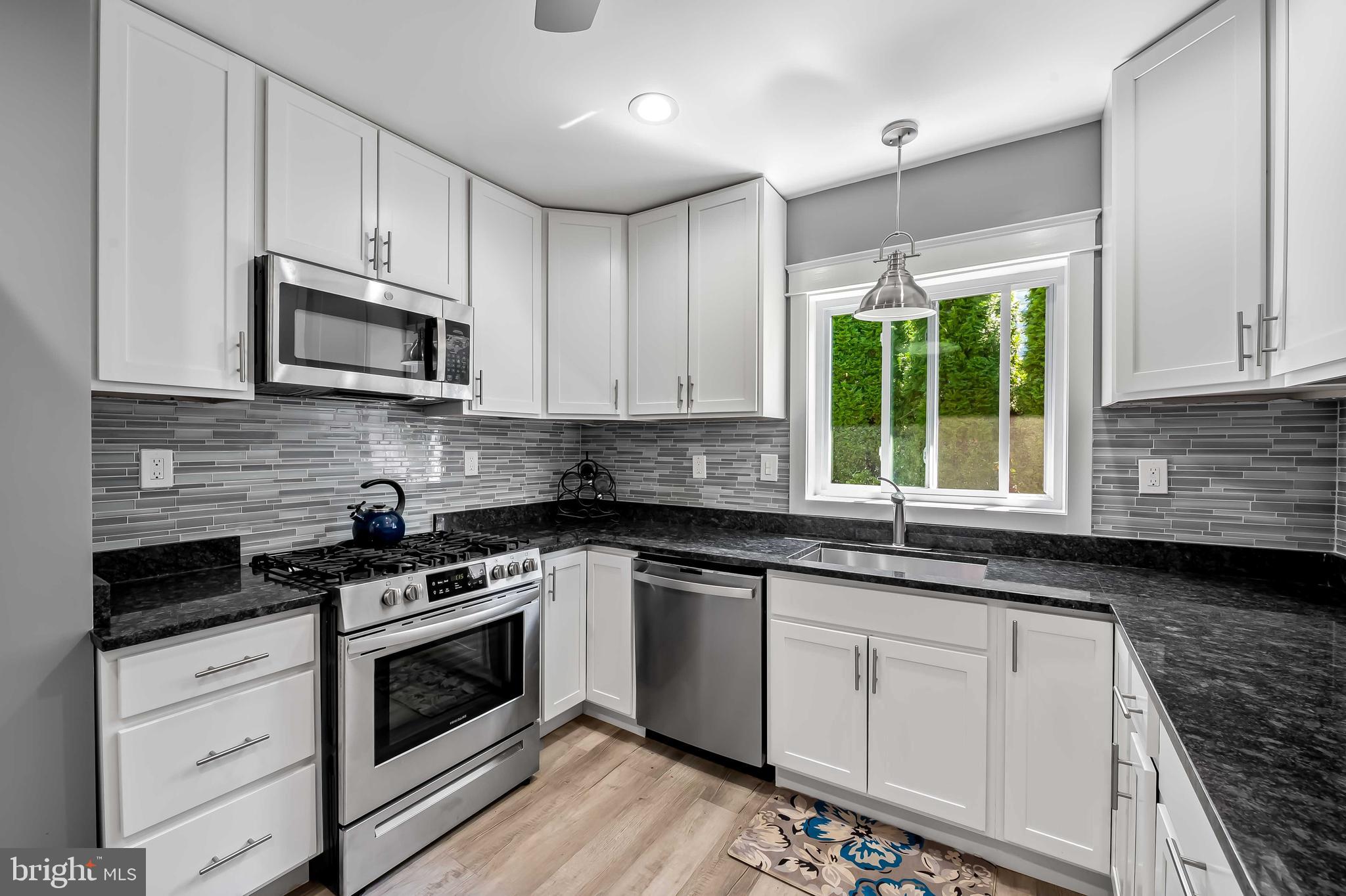 MOUNT WASHINGTON - Residential