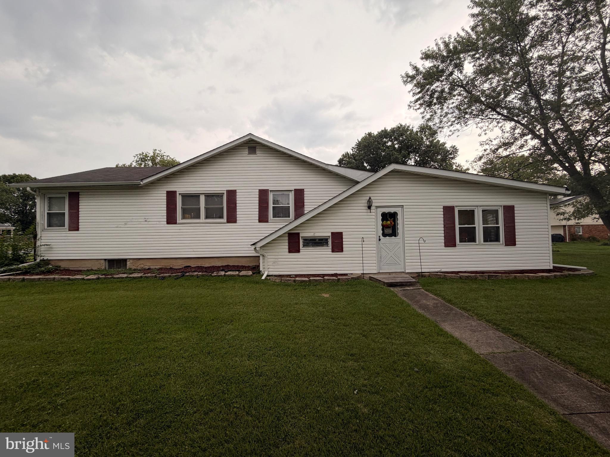 231 KERSHAW COURT