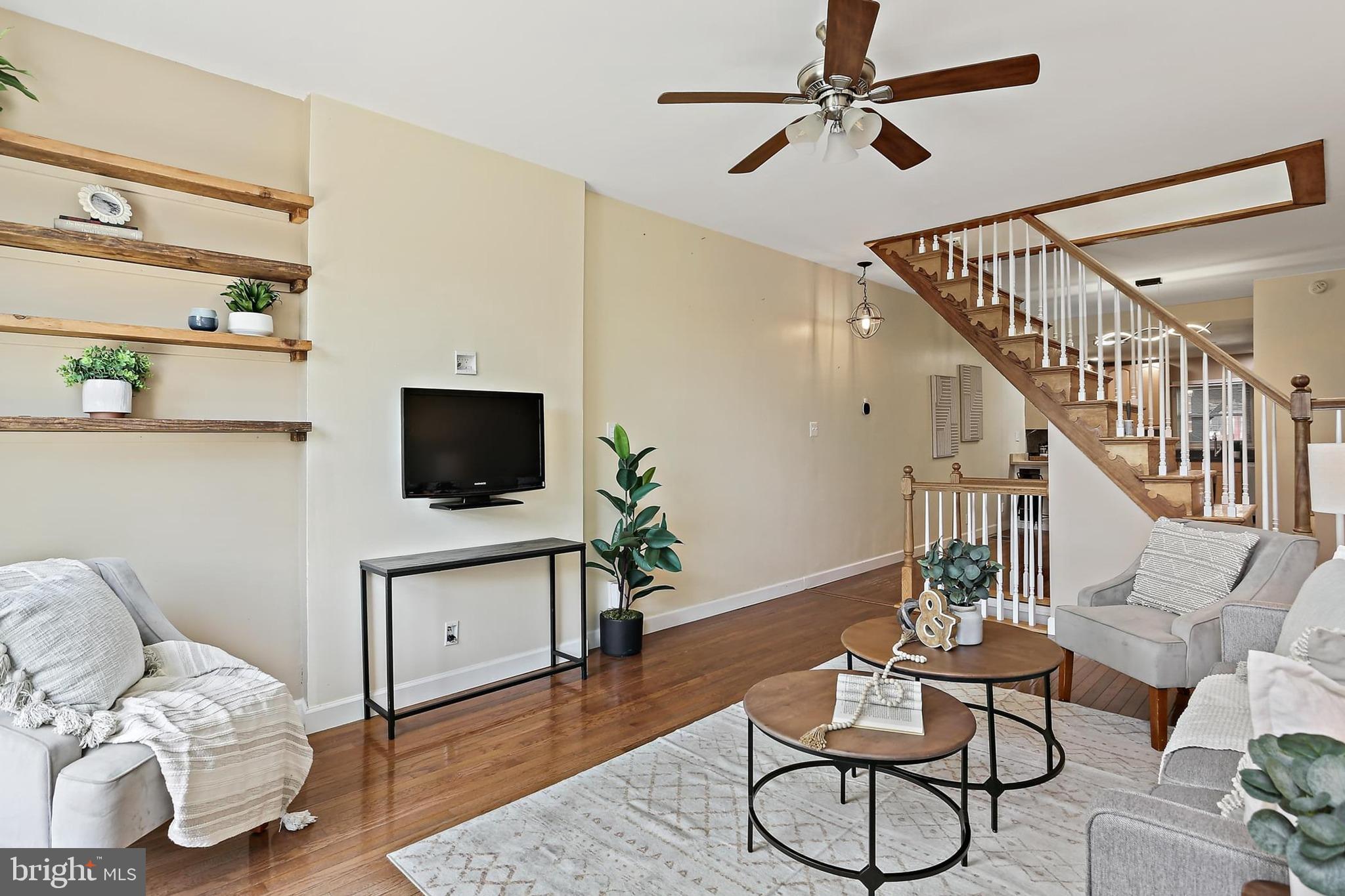 RIVERSIDE PARK - Residential