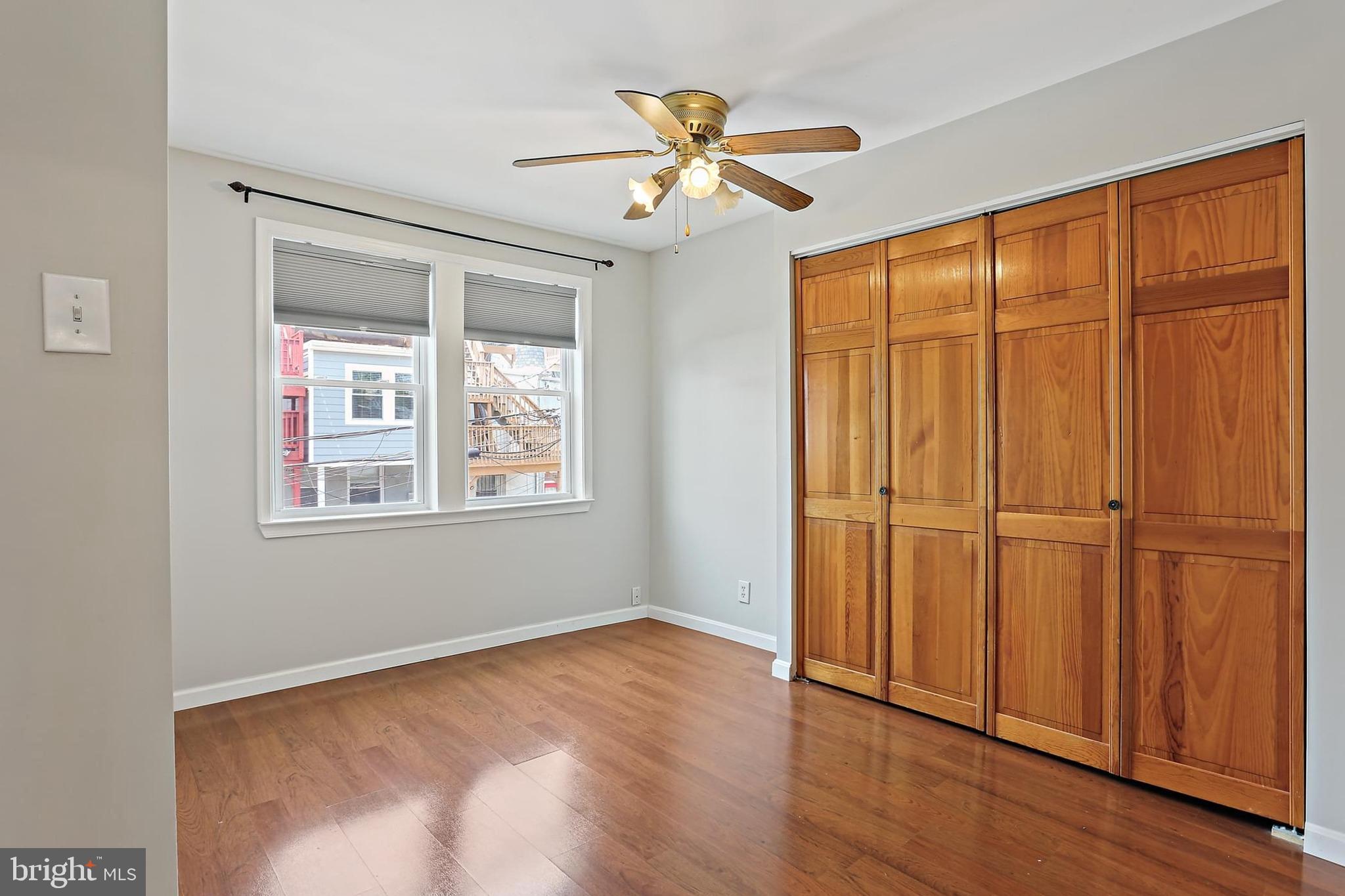 RIVERSIDE PARK - Residential