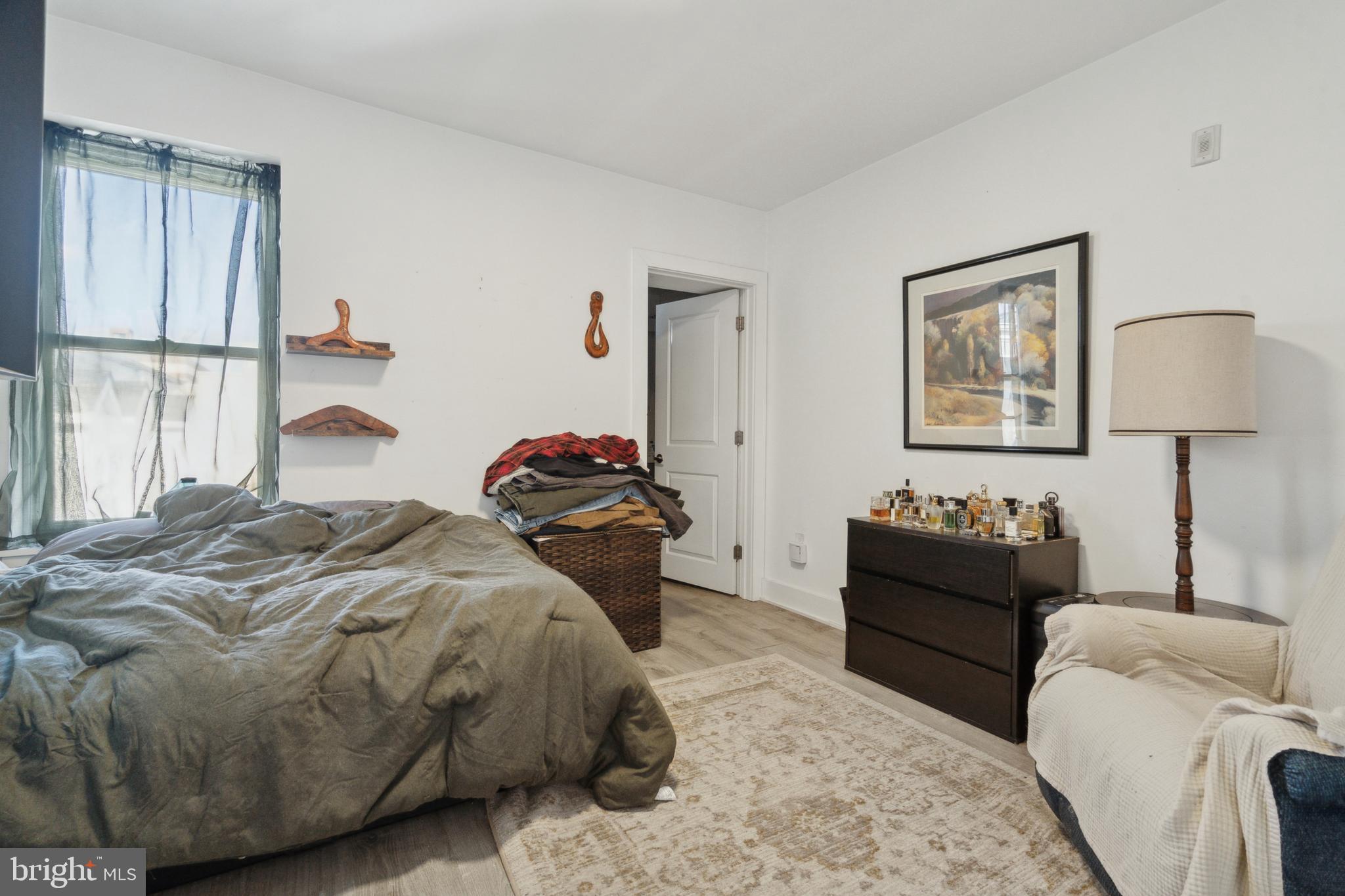 NORRIS SQUARE - Residential Income