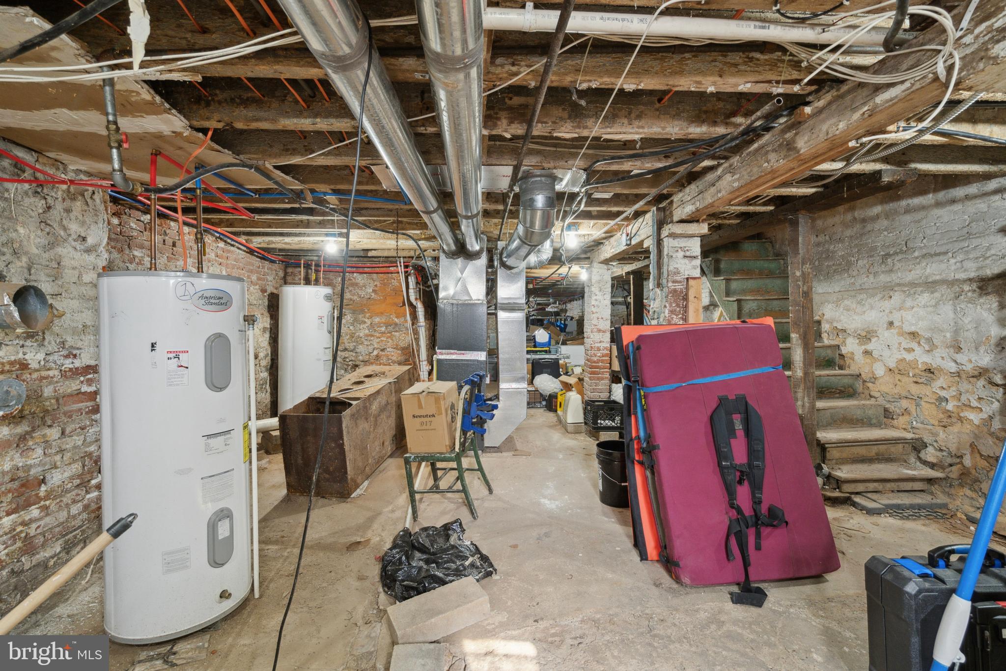 NORRIS SQUARE - Residential Income