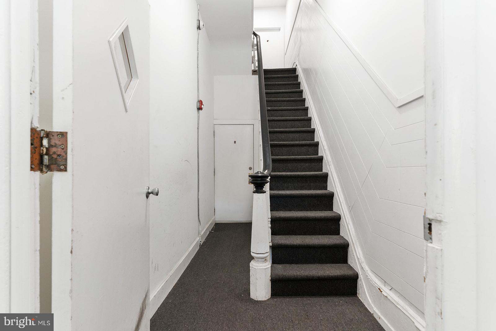 NORRIS SQUARE - Residential Income